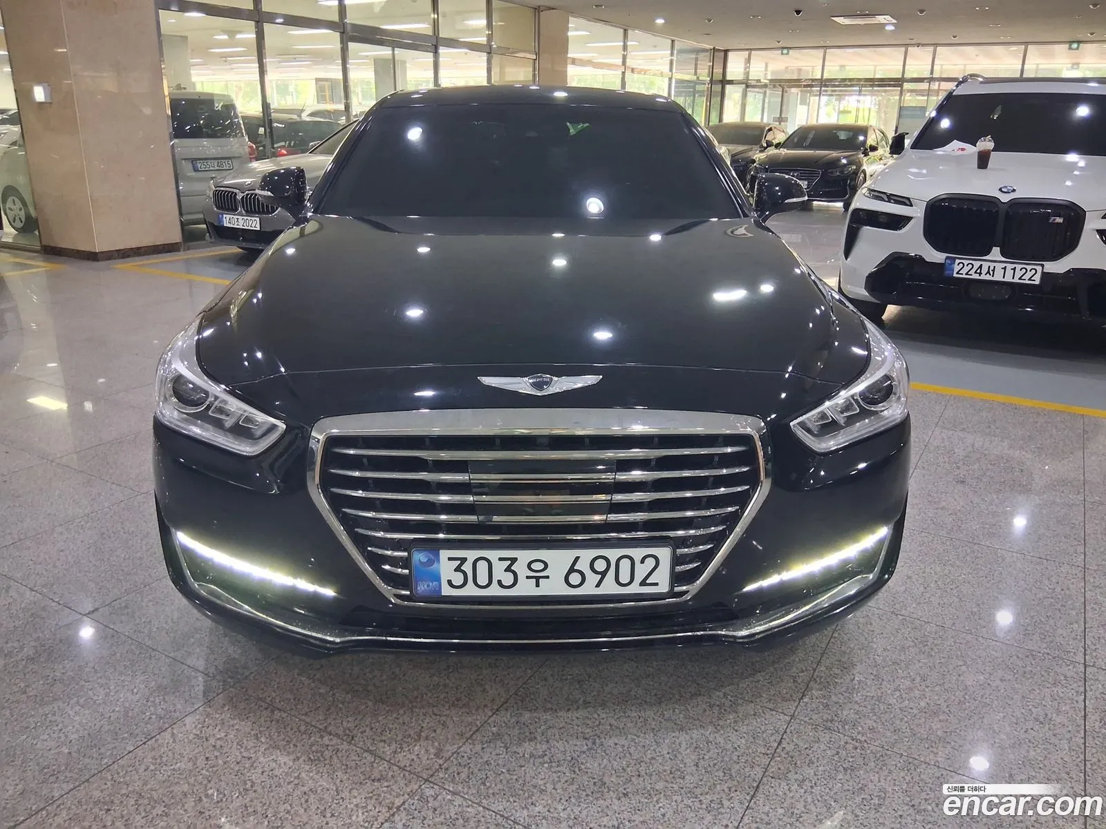 Genesis EQ900 2016 — 10