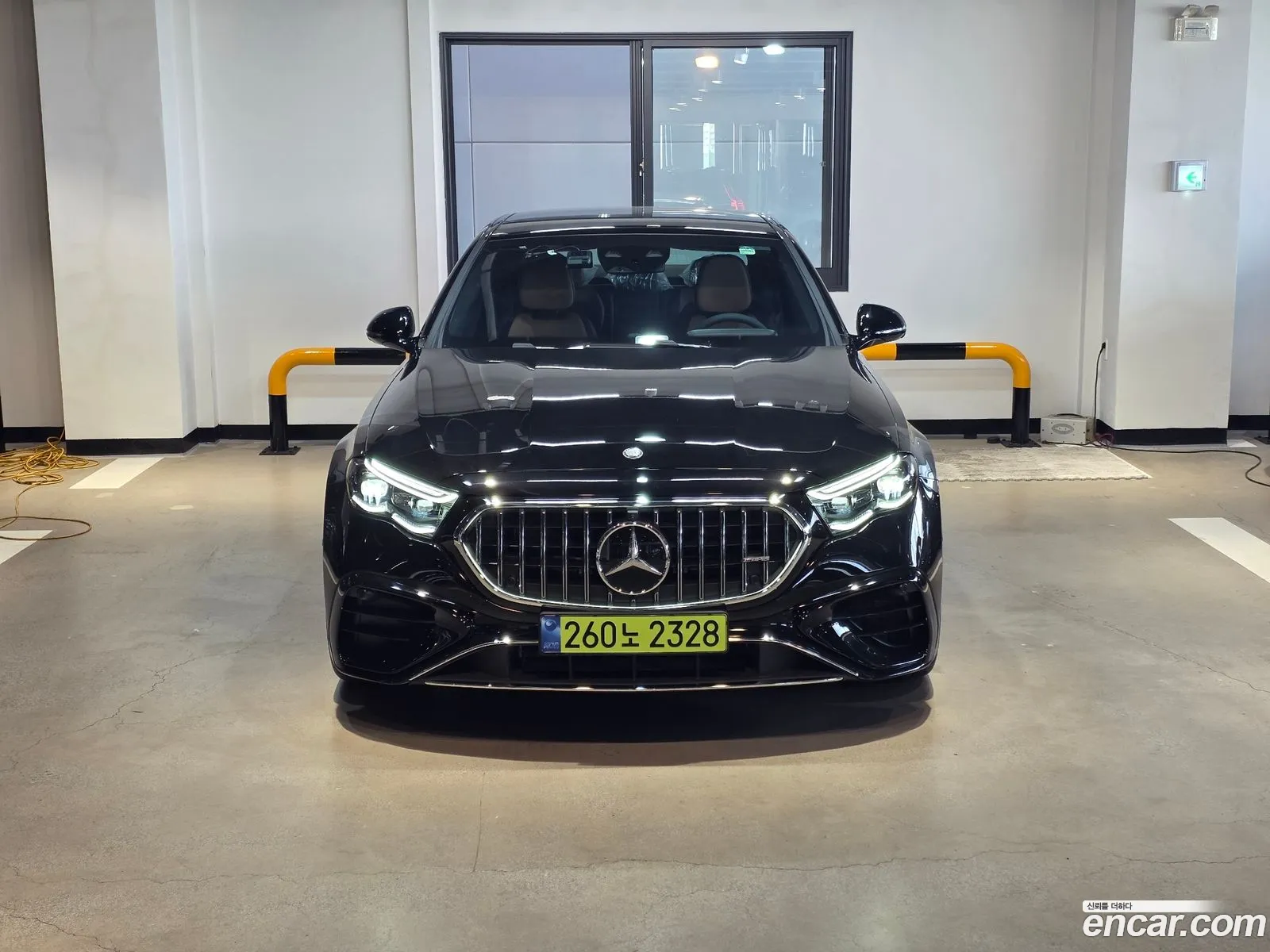 Mercedes-Benz E-Class W214 2025 — 17