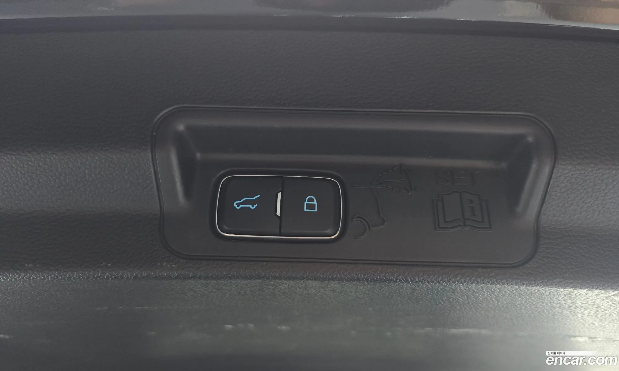 Ford Explorer 6th Gen 2020 1FMSK8FH1LGB58739 — 13