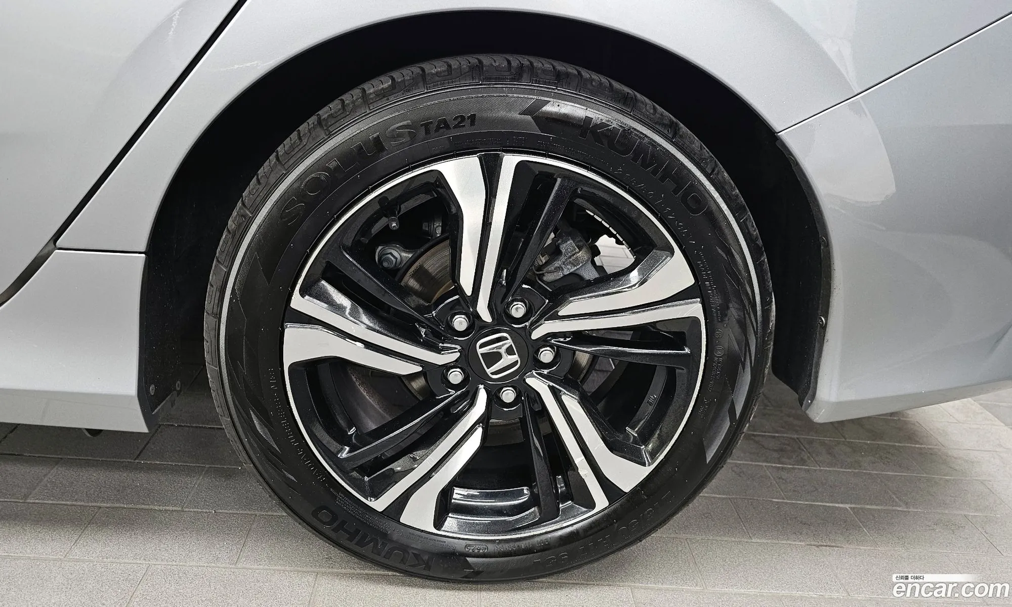 Honda Civic 2017 19XFC2677HE300056 — 18