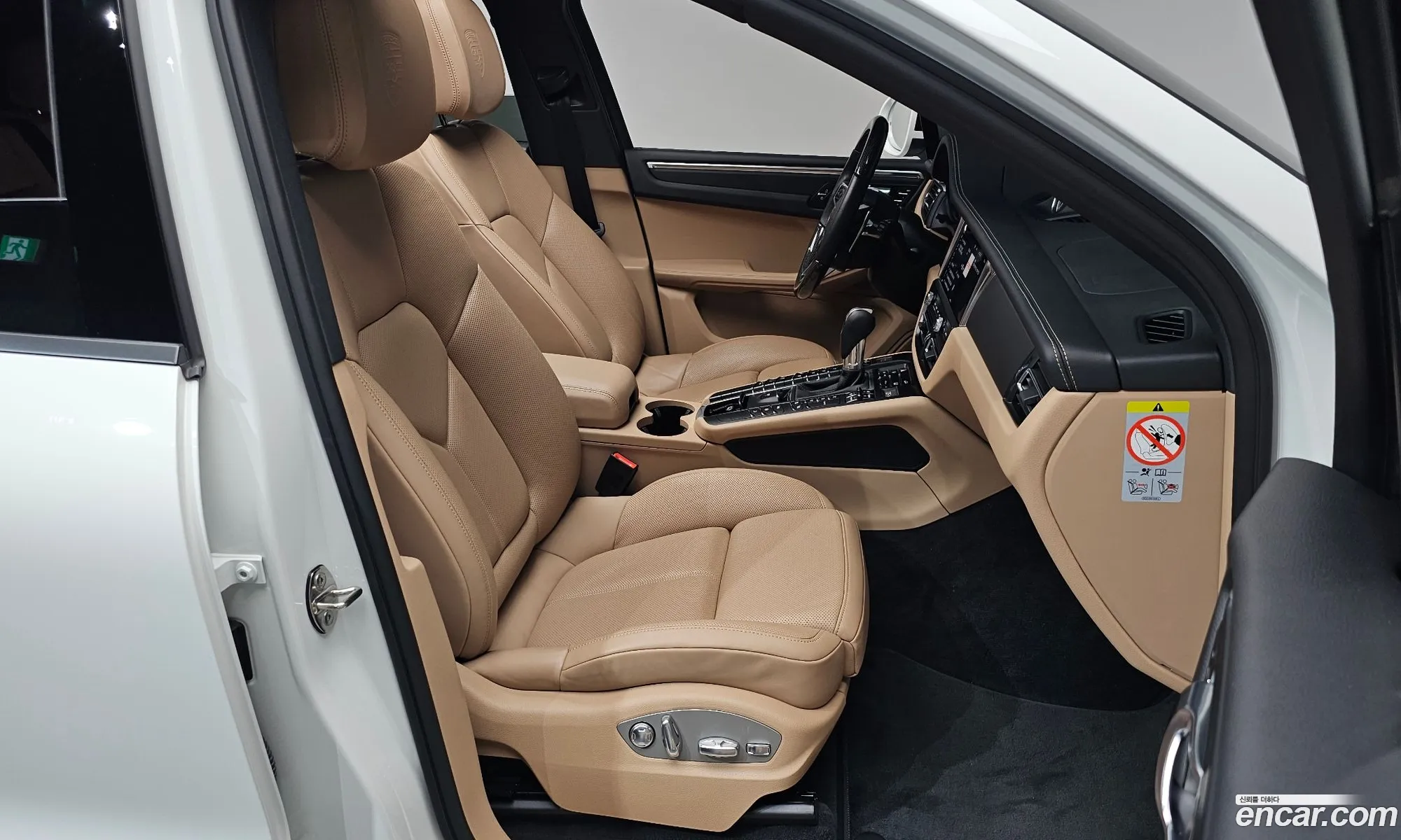 Porsche Macan 2021 WP1AA2959MLB16862 — 31