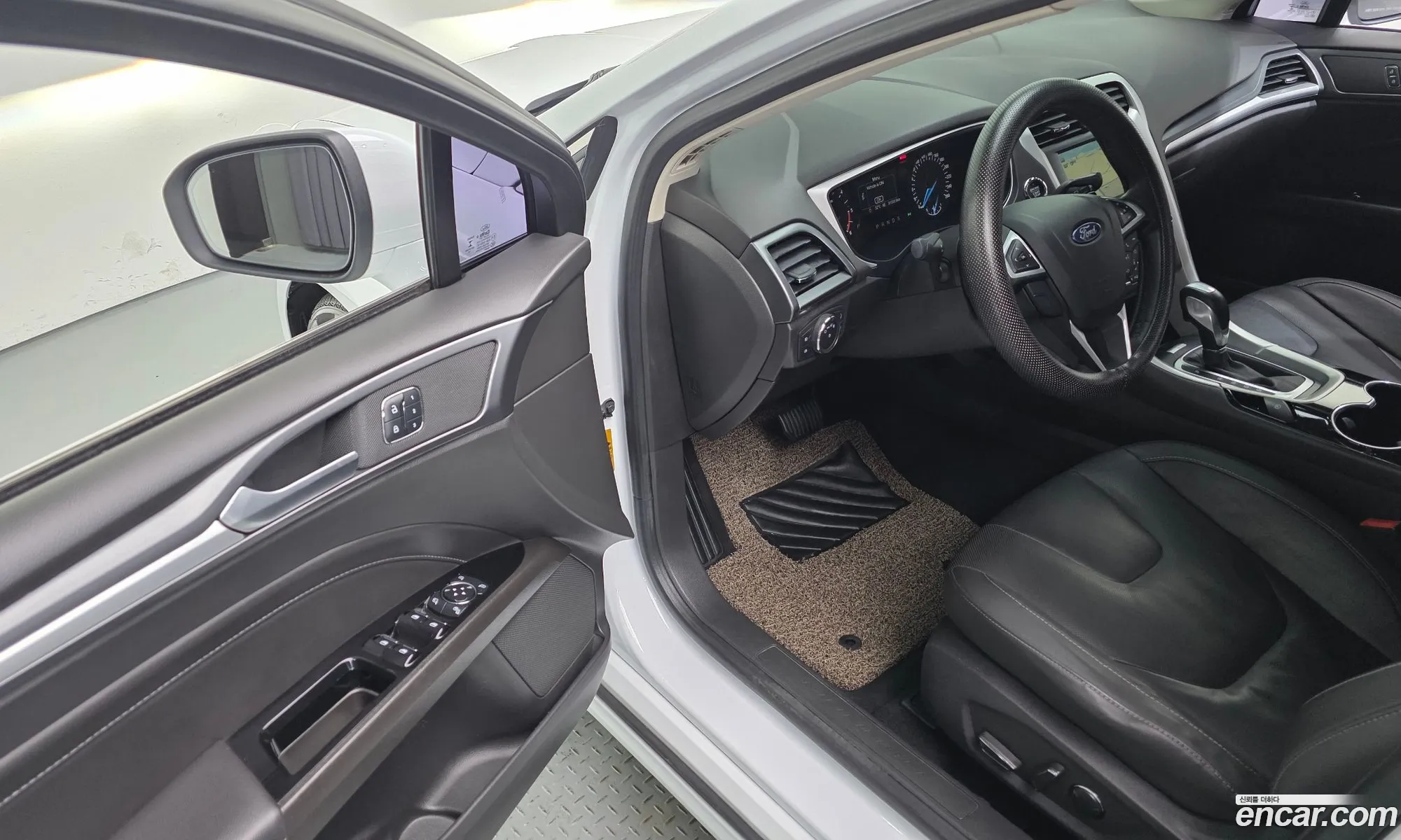 Ford Mondeo 2016 WF0DXXWPCGFJ58450 — 17