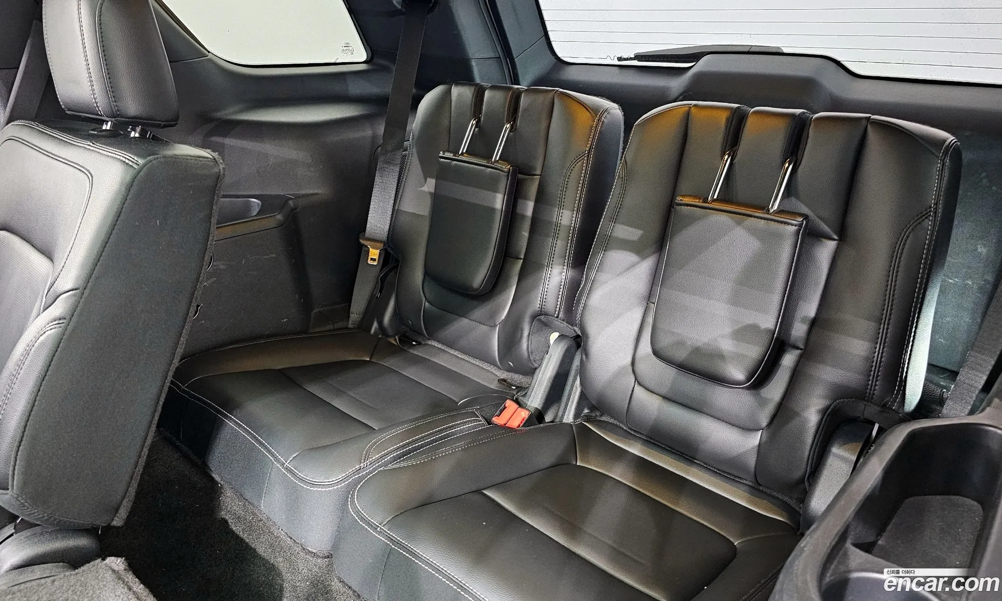Ford Explorer 2017 1FM5K8FH8HGB11566 — 9
