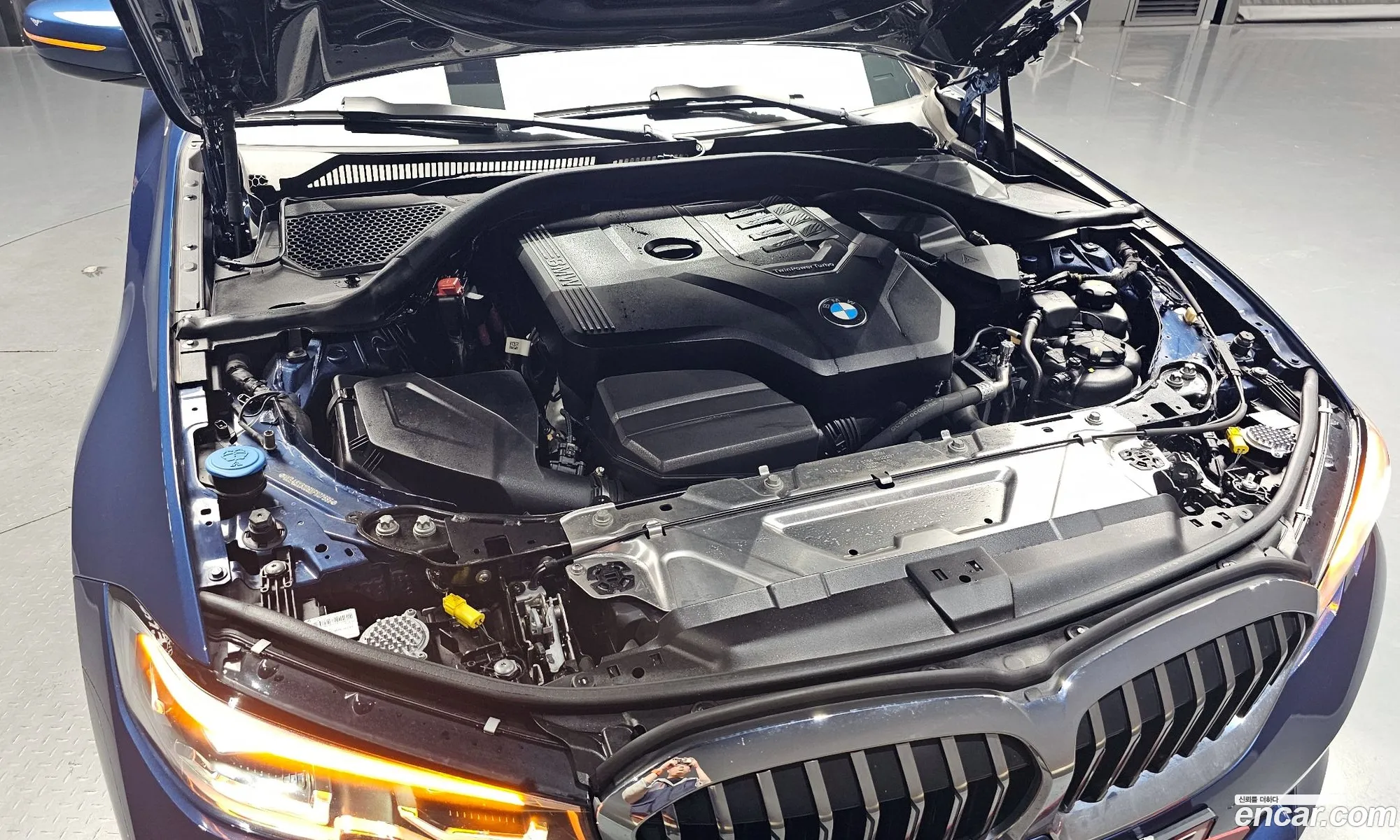 BMW 3 Series 2022 — 10
