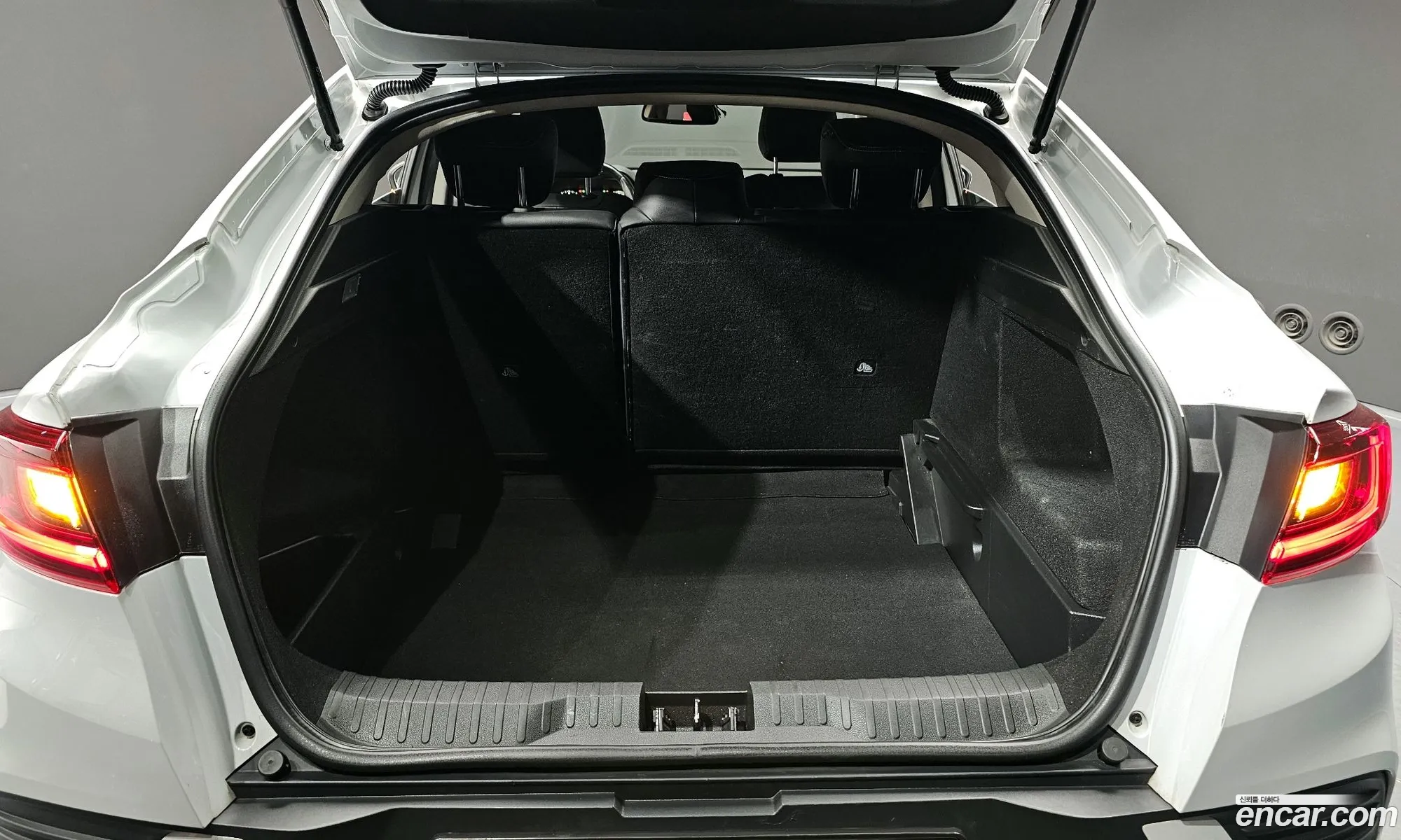 Renault Korea (Samsung) XM3 2022 — 19