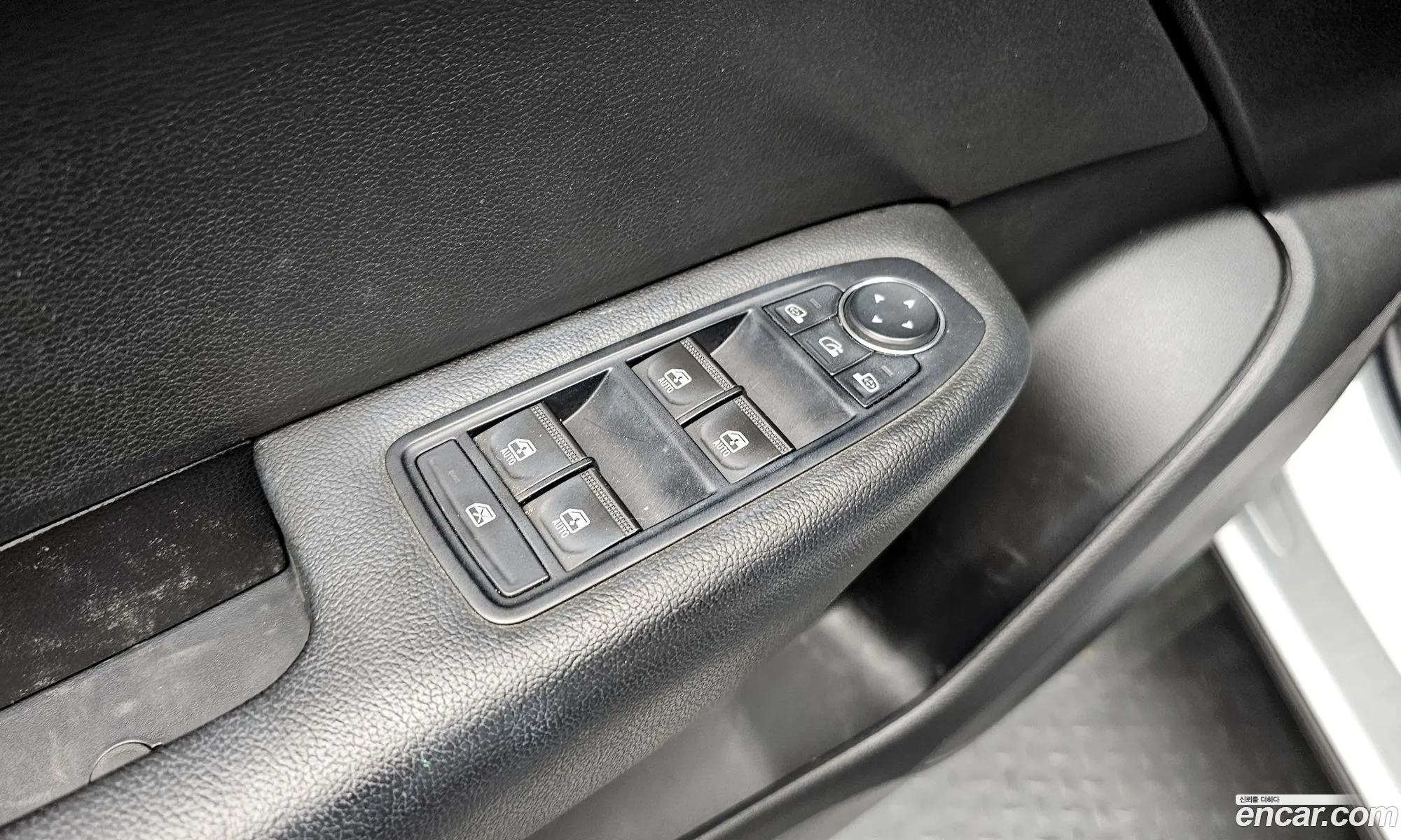 Renault Korea (Samsung) XM3 2022 — 13