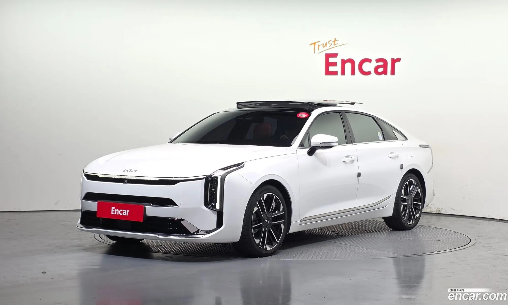 Kia K8 Hybrid 2024 — 4