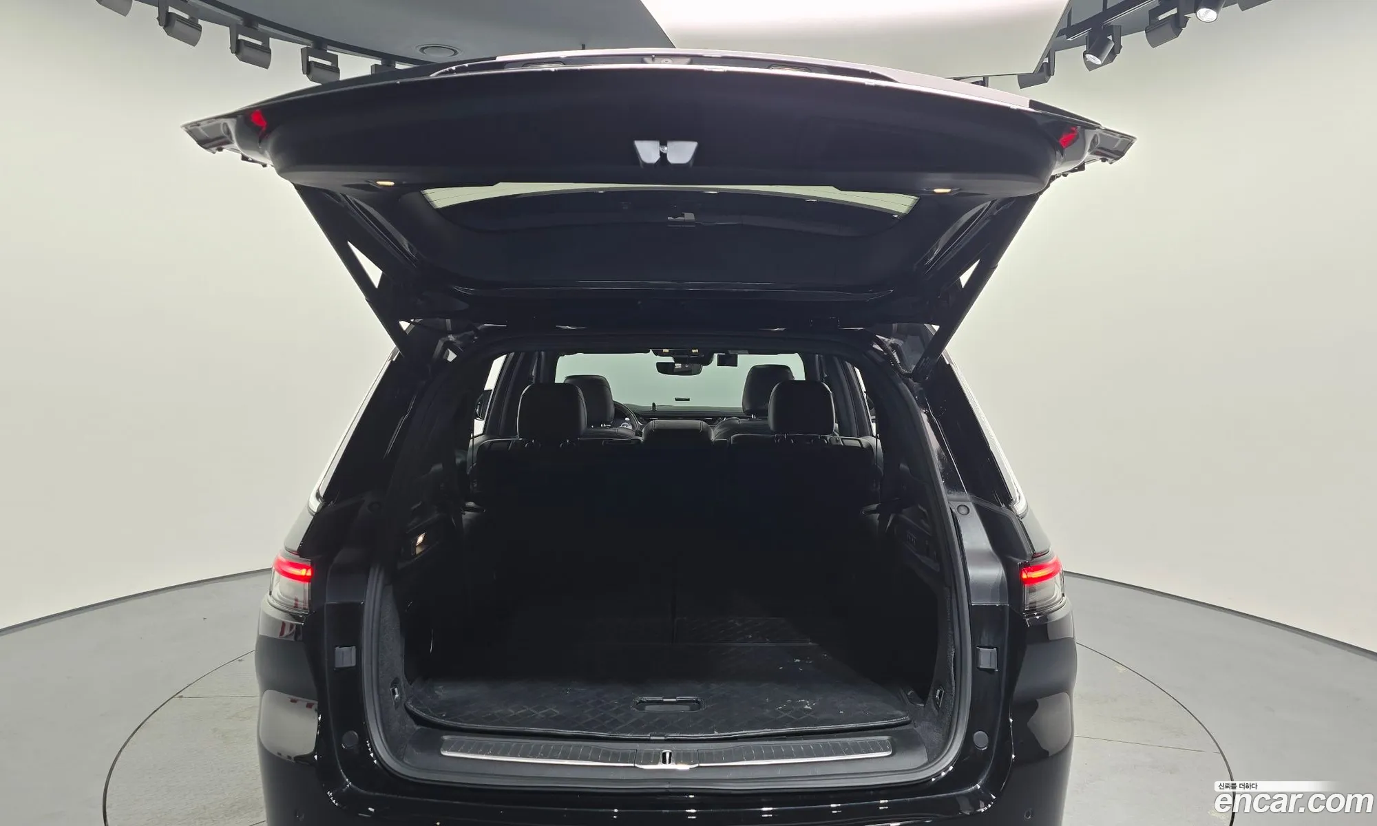 Jeep Grand Cherokee 2021 — 21