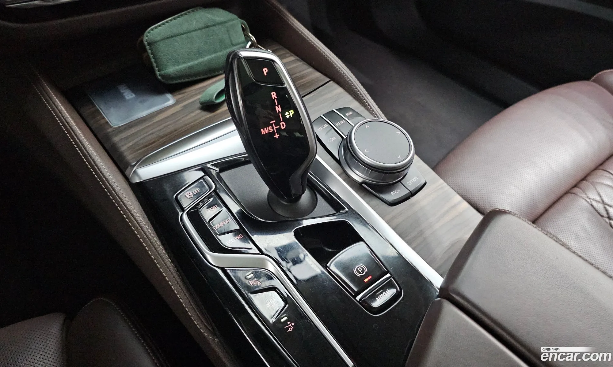 BMW 6 Series GT 2020 — 16