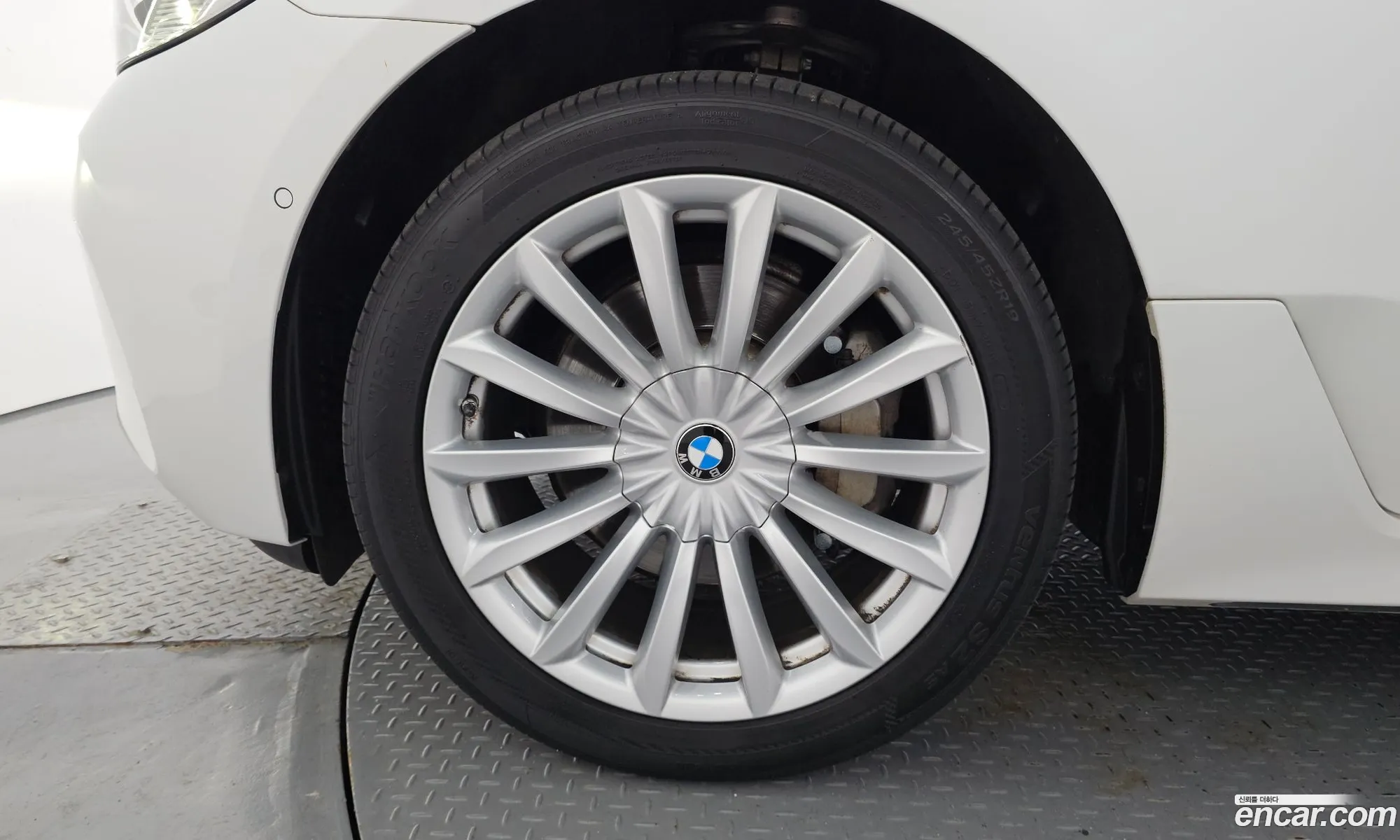 BMW 6 Series GT 2020 — 19