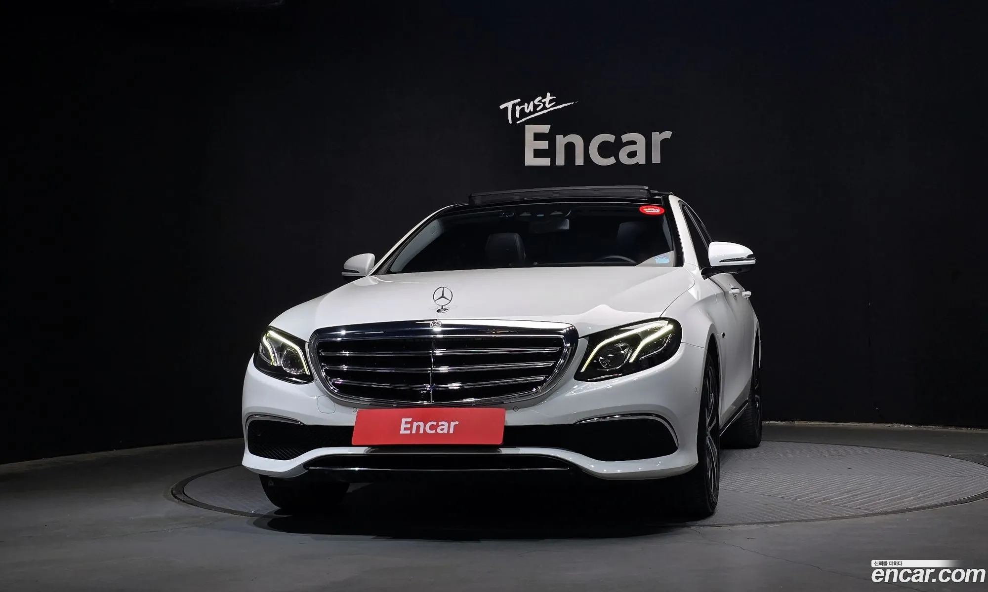 Mercedes-Benz E-Class W213 2019 — 29