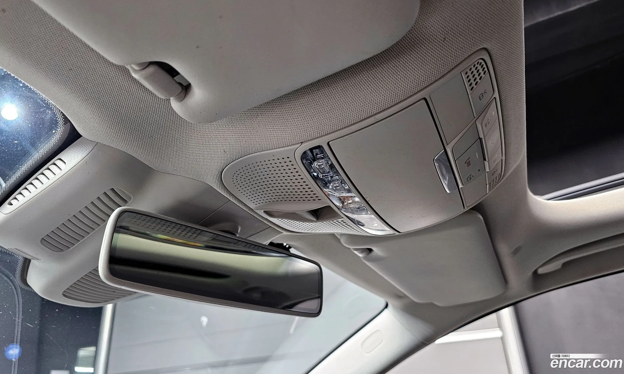 Mercedes-Benz E-Class W213 2019 — 13