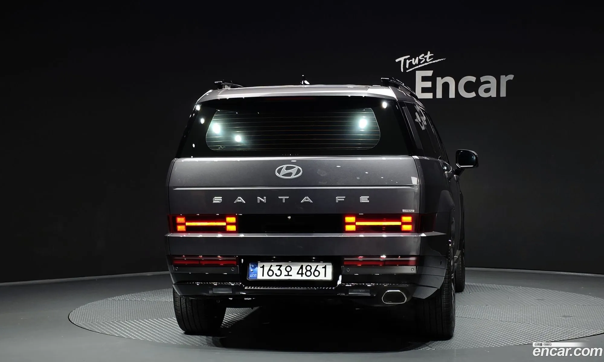 Hyundai Santa Fe 2024 — 24