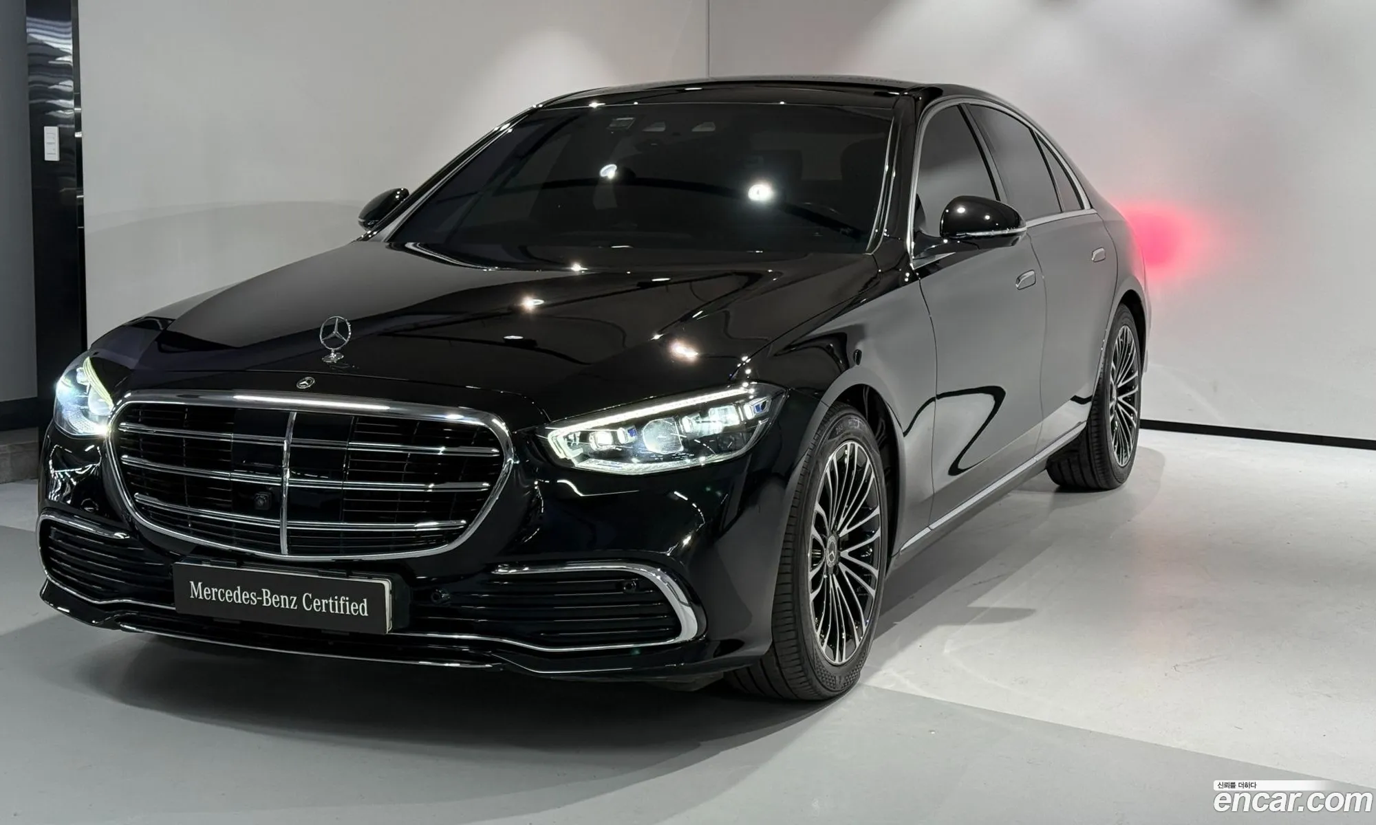 Mercedes-Benz S-Class W223 2023 — 19