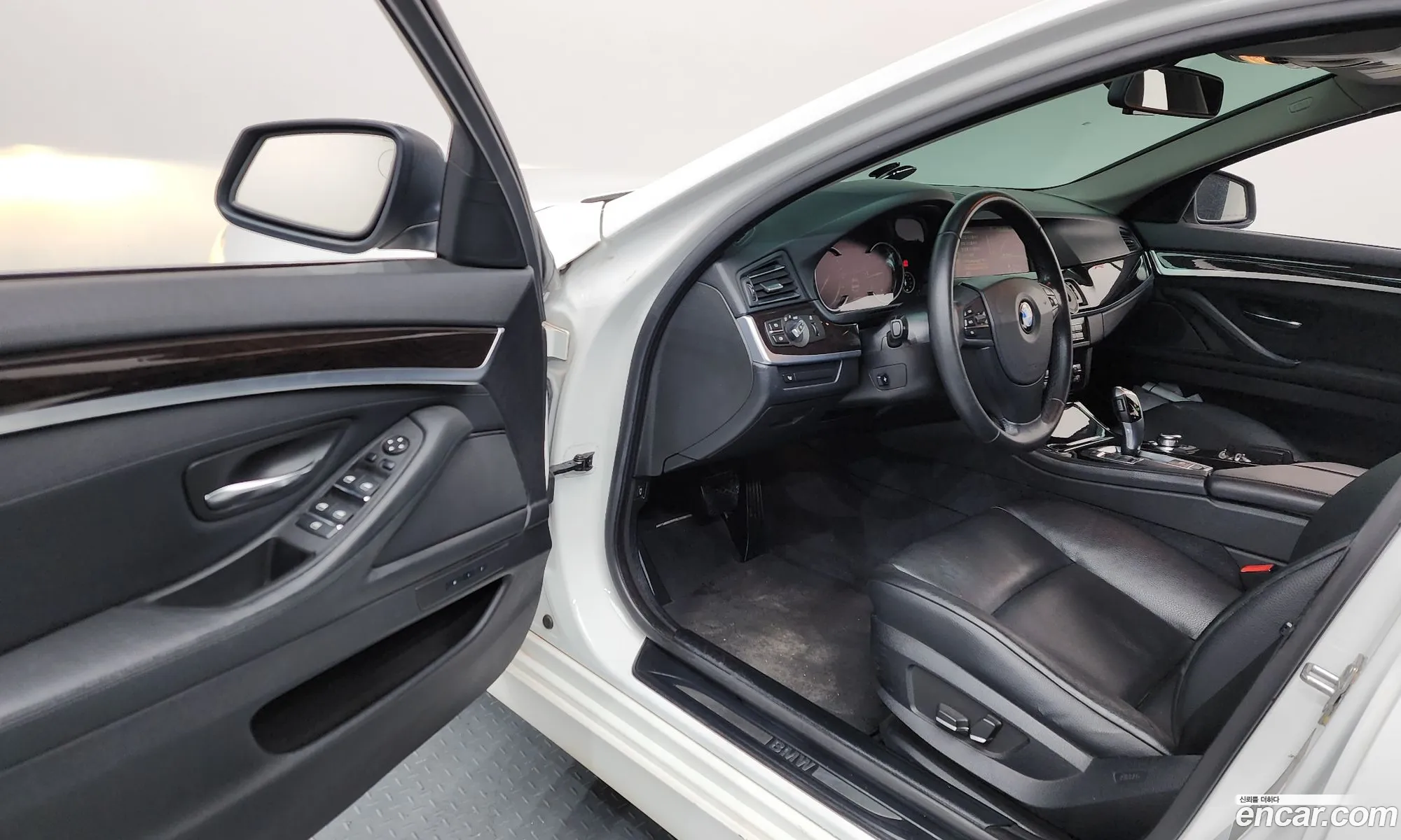 BMW 5 Series 2013 — 2
