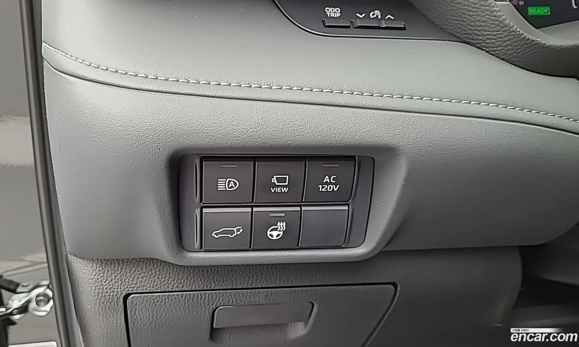 Toyota Highlander 2025 — 2
