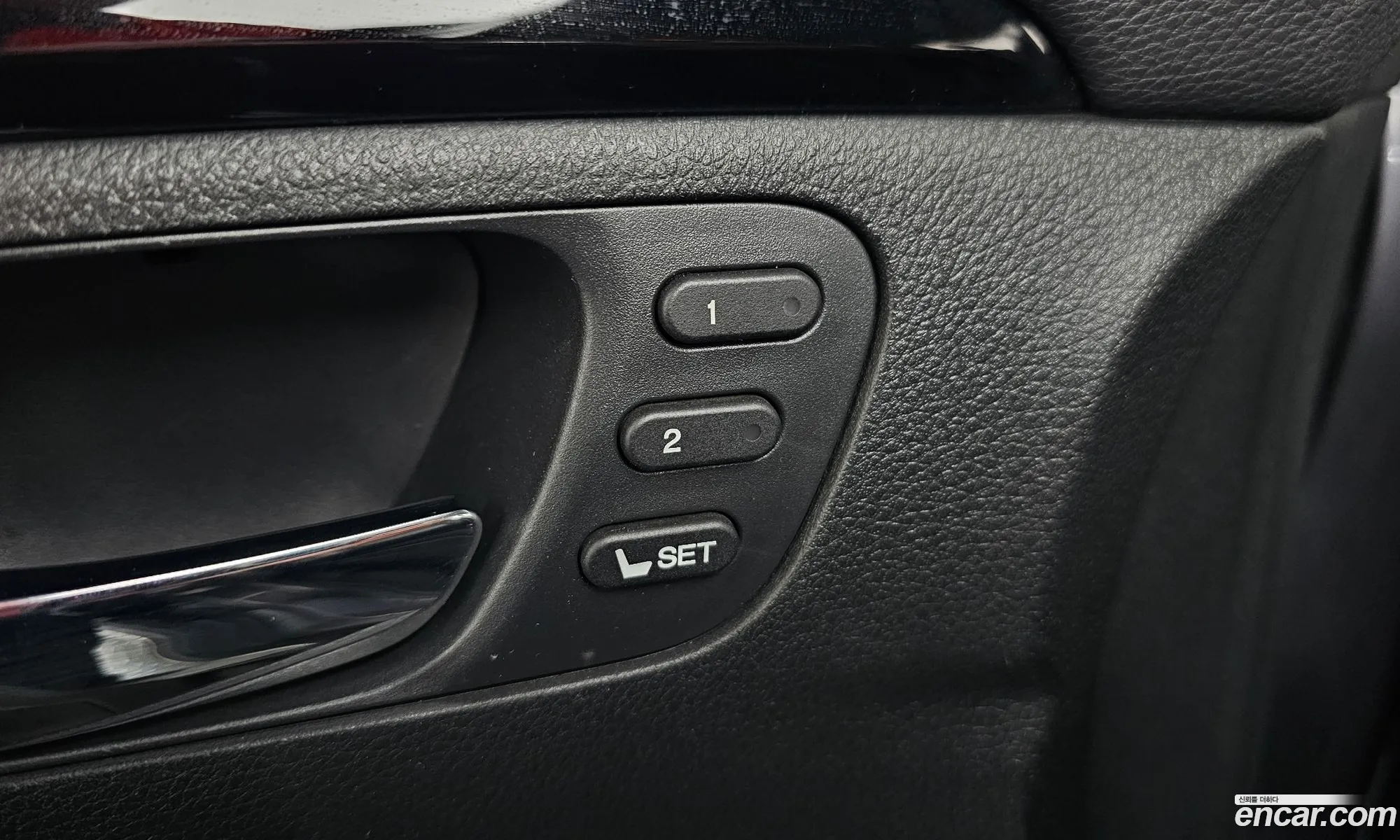 Honda Pilot 2017 5FNYF6850HB201136 — 11