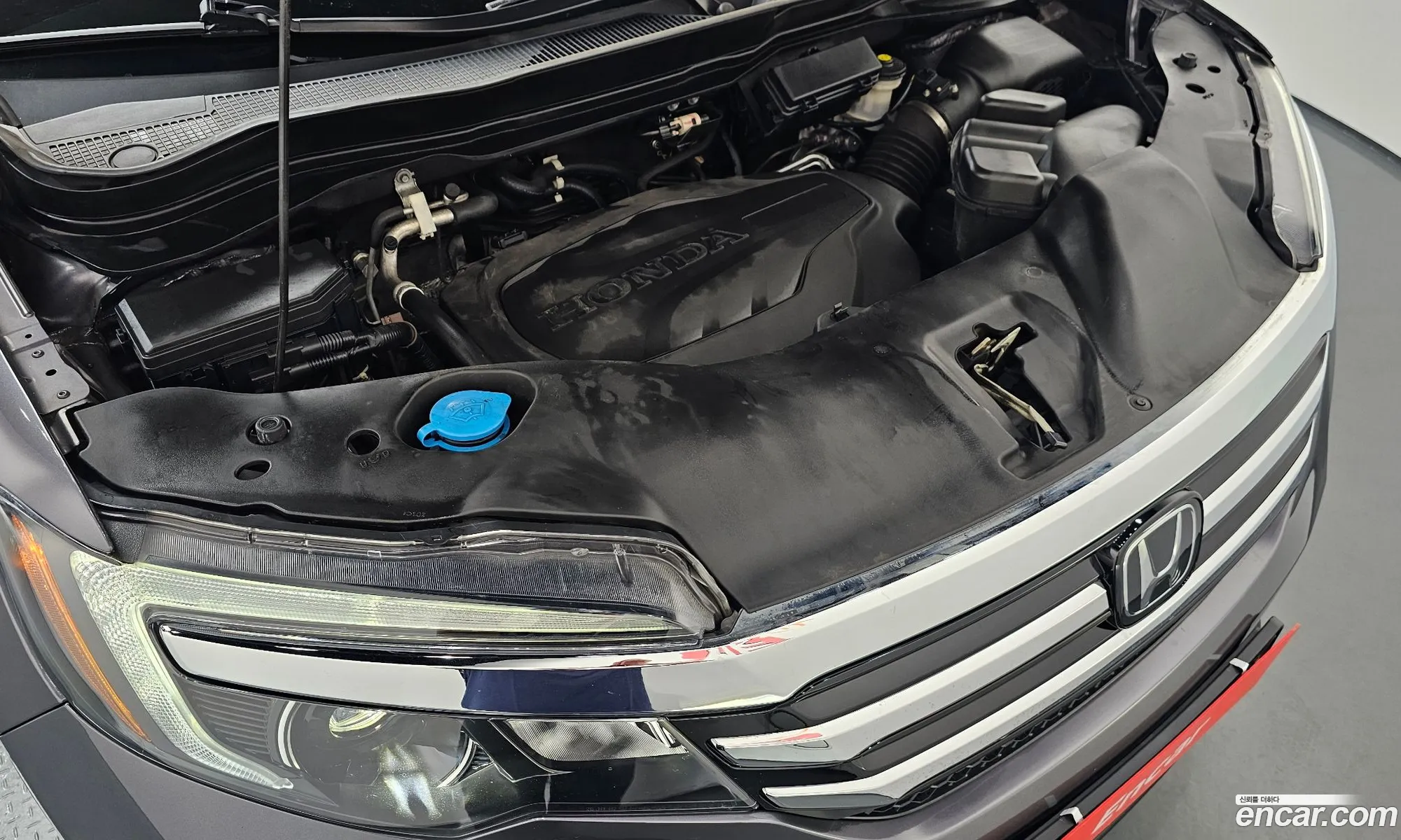 Honda Pilot 2017 5FNYF6850HB201136 — 28