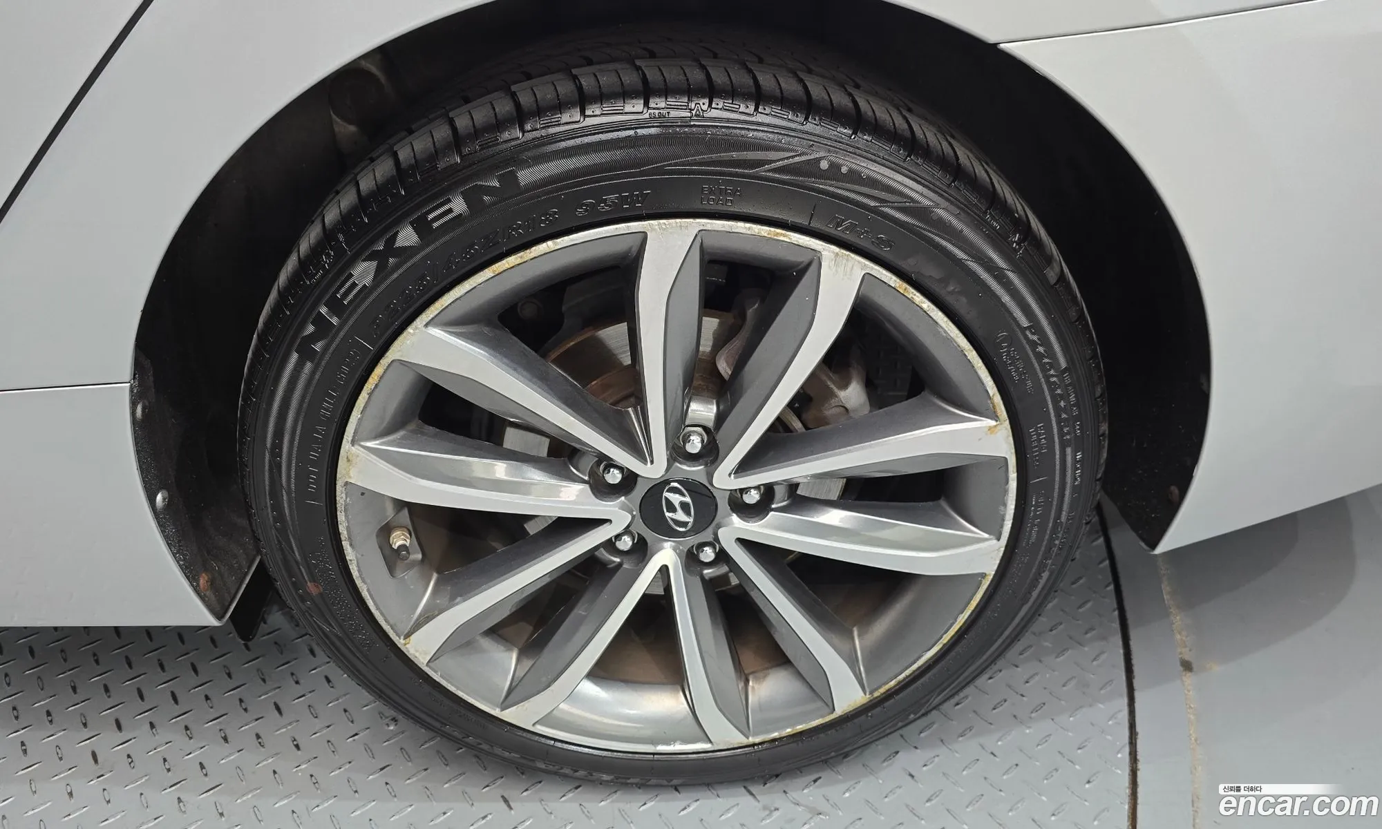Hyundai i40 Saloon 2014 — 12