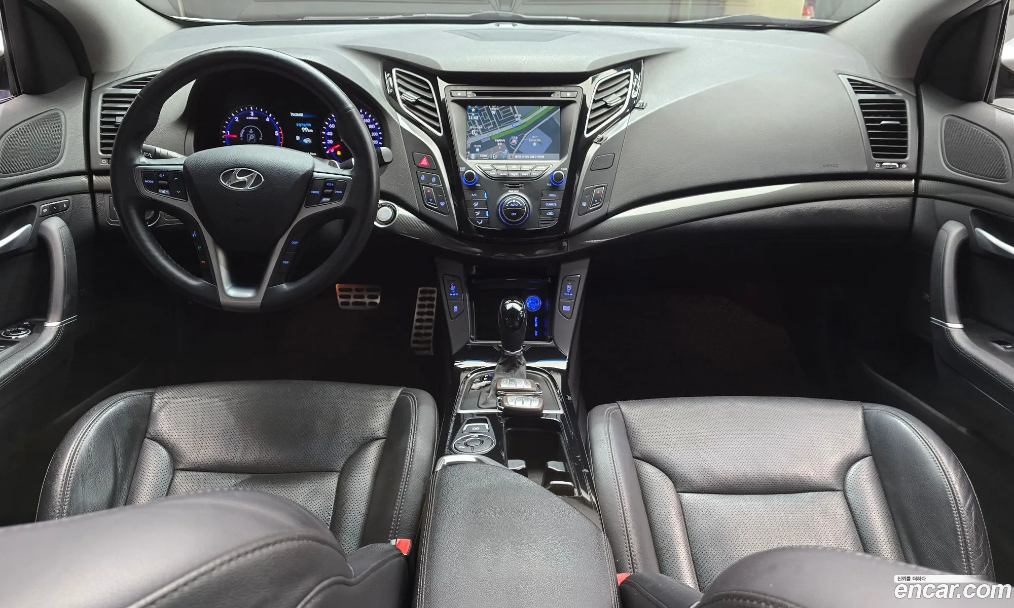 Hyundai i40 Saloon 2014 — 13