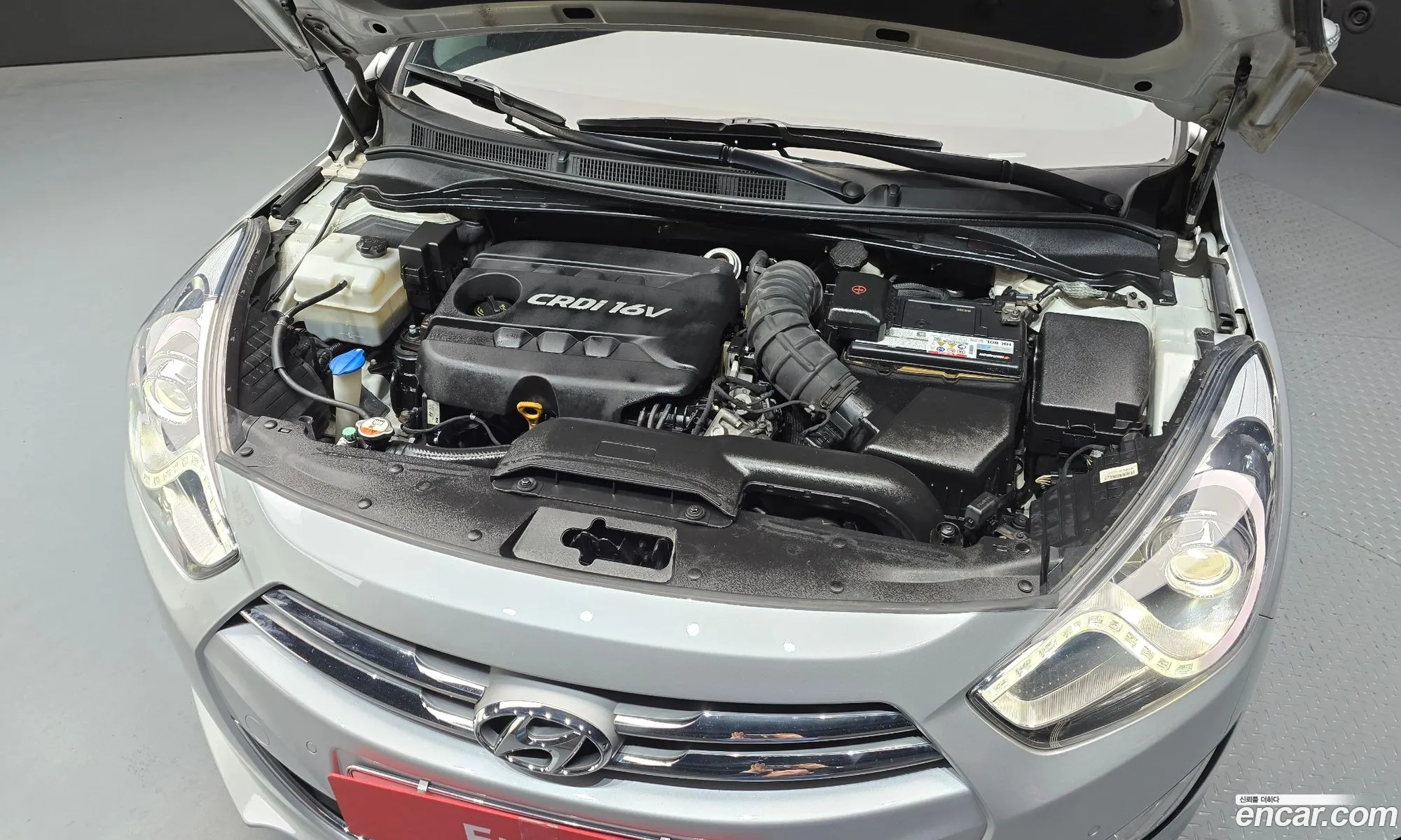 Hyundai i40 Saloon 2014 — 28
