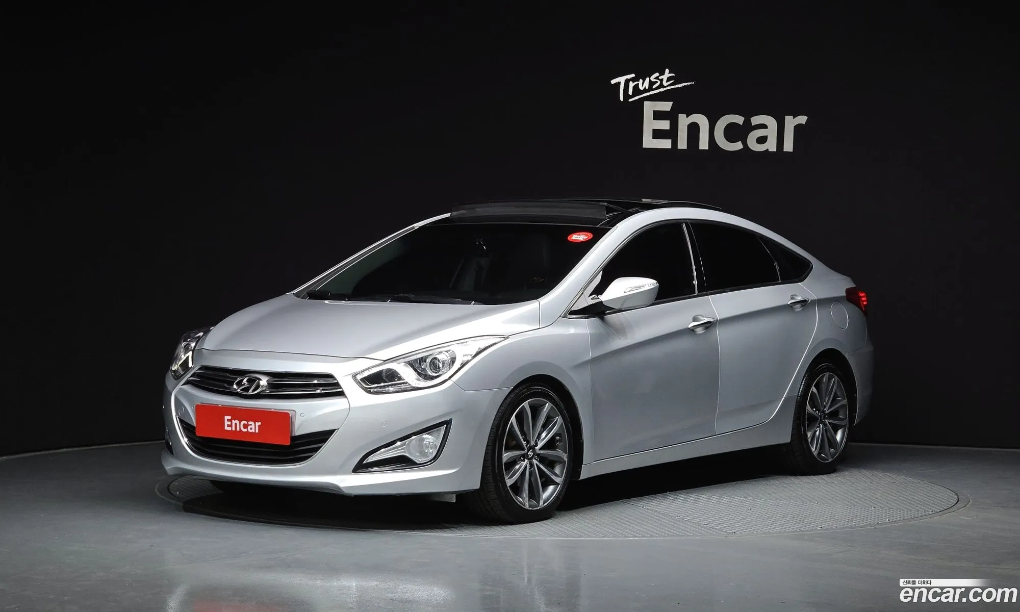 Hyundai i40 Saloon 2014 — 23
