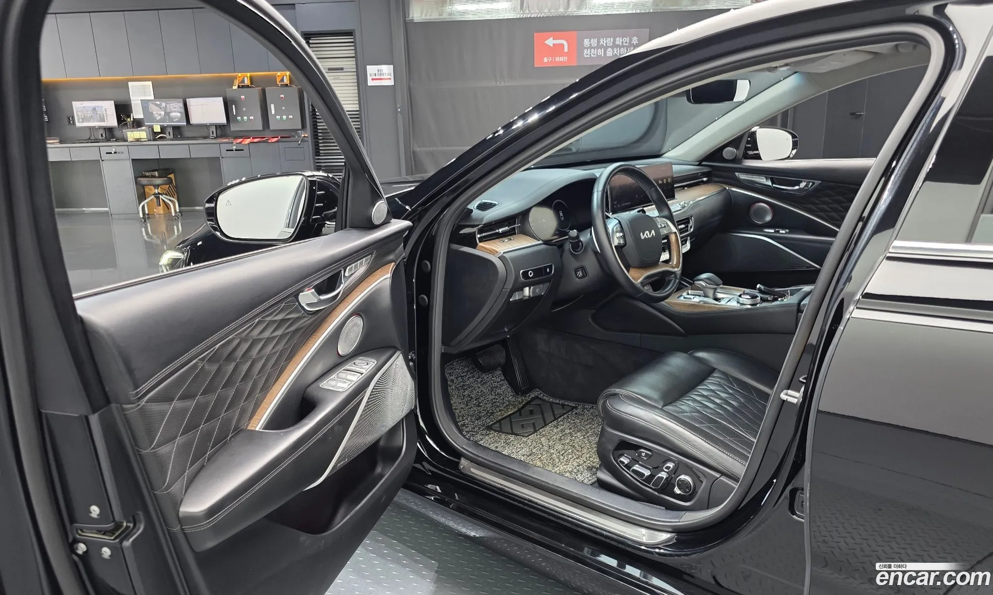 Kia K9 2021 — 8