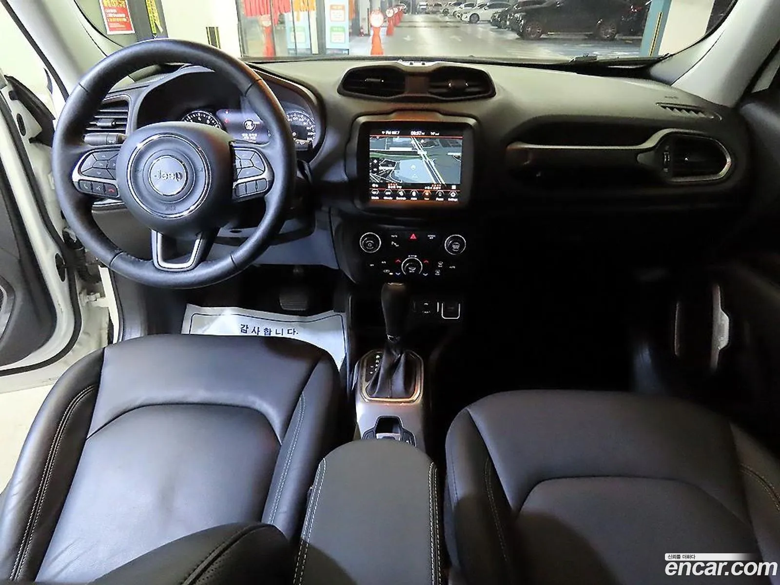 Jeep Renegade 2022 — 10