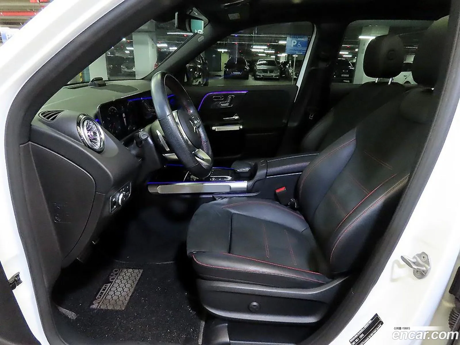 Mercedes-Benz GLB-Class X247 2021 — 4