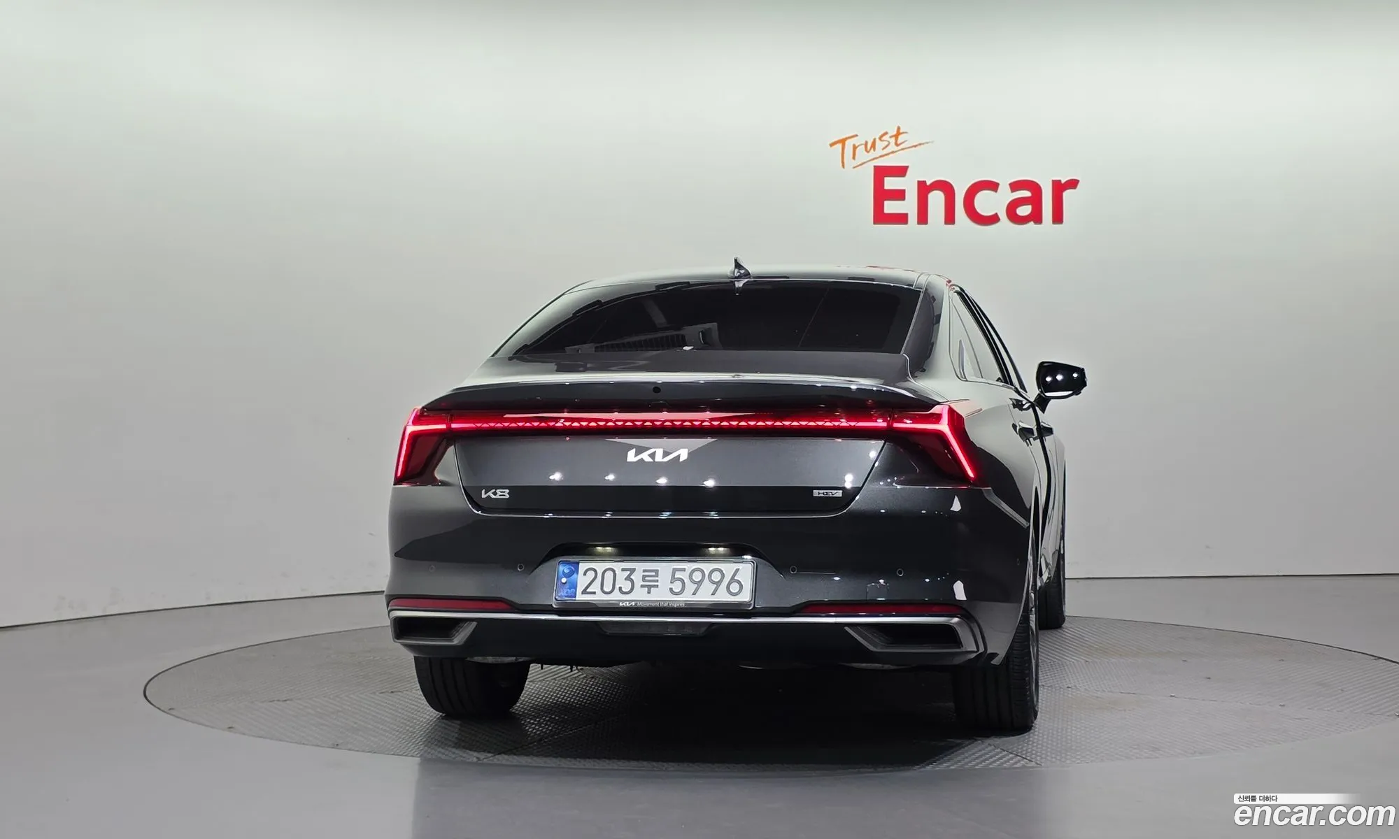 Kia K8 Hybrid 2023 — 18