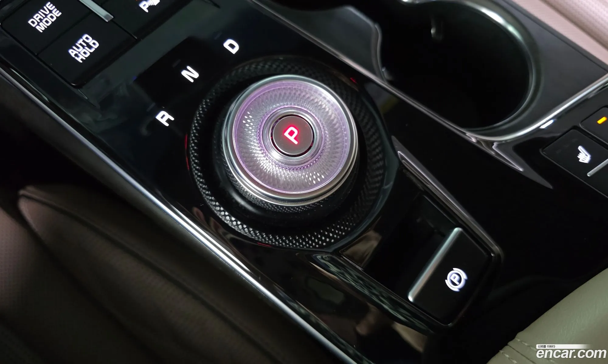 Kia K8 Hybrid 2023 — 2