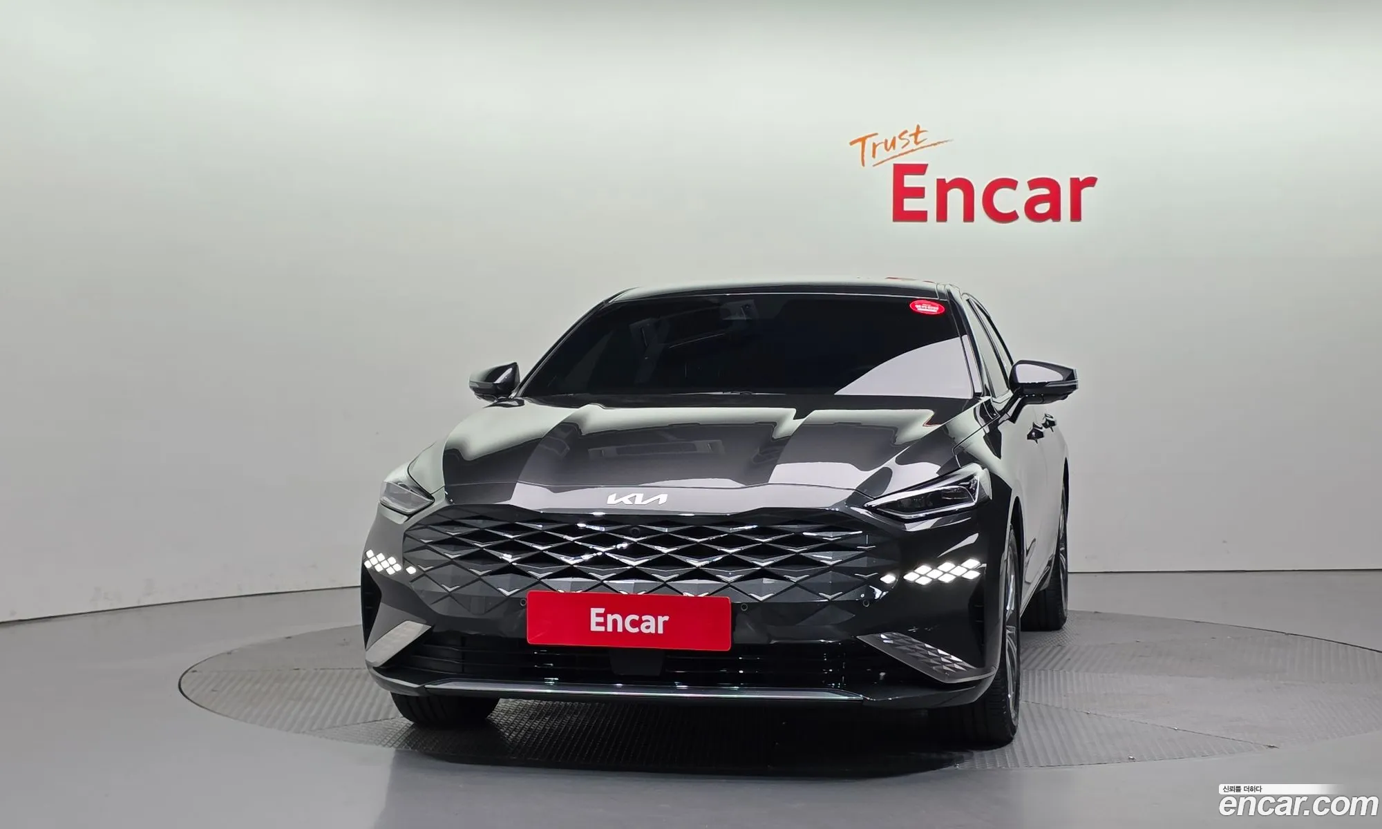 Kia K8 Hybrid 2023 — 38