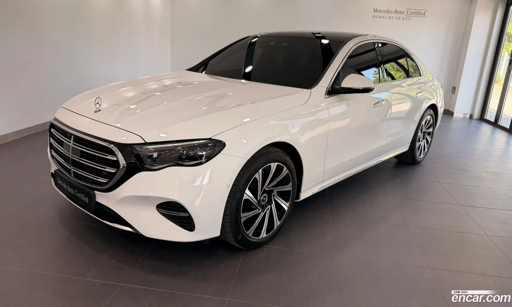 Mercedes-Benz E-Class W214 2024 — 17