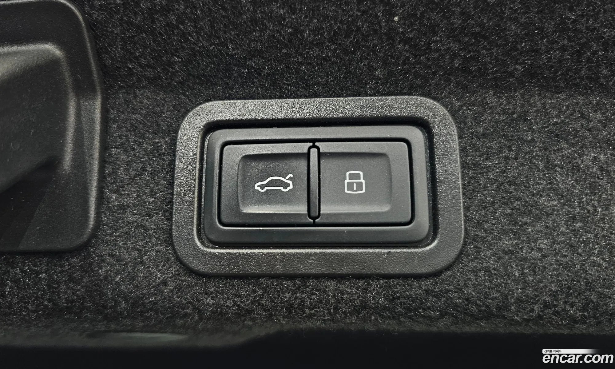 Audi A6 2022 WAUZZZF2XPN003251 — 19