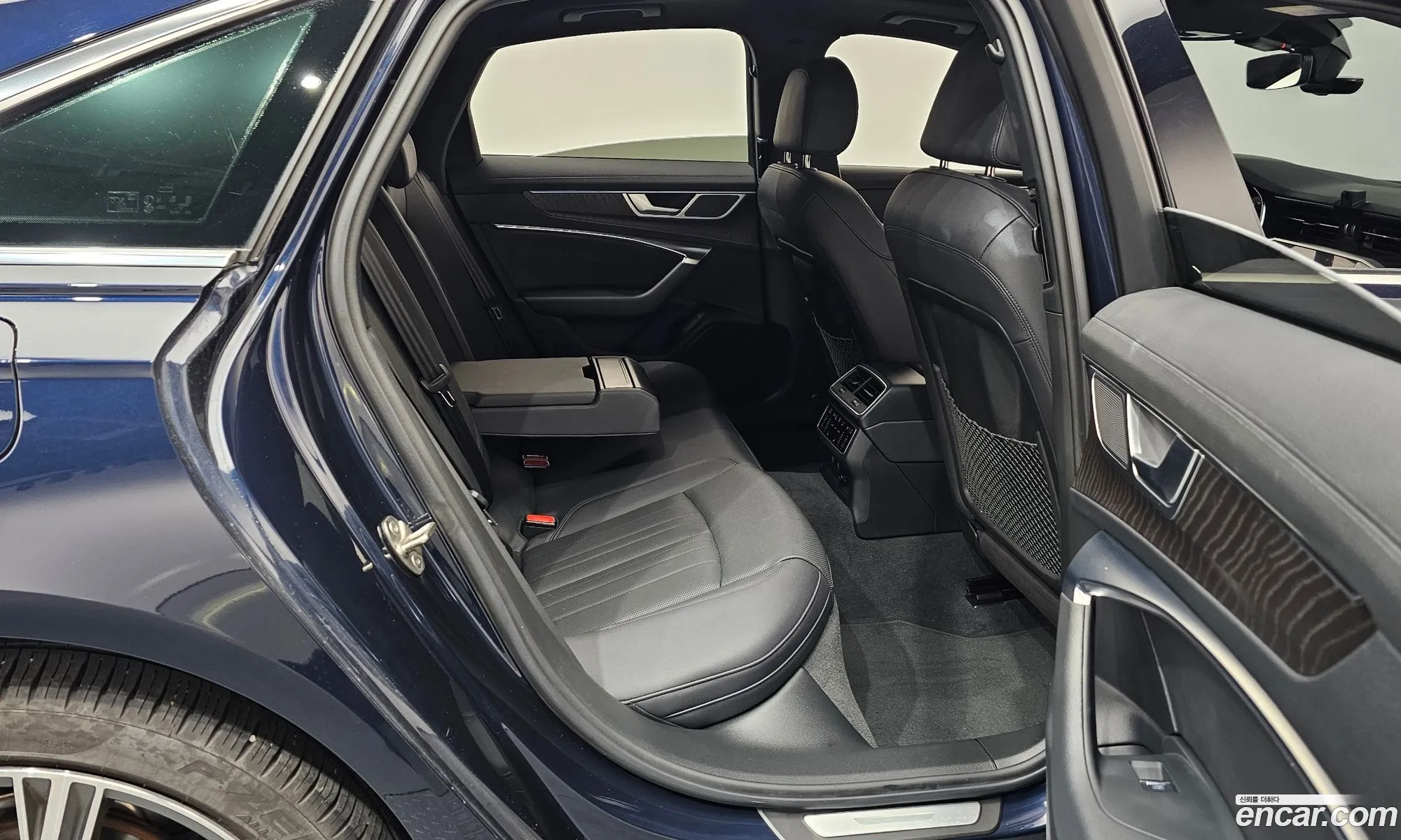 Audi A6 2022 WAUZZZF2XPN003251 — 6