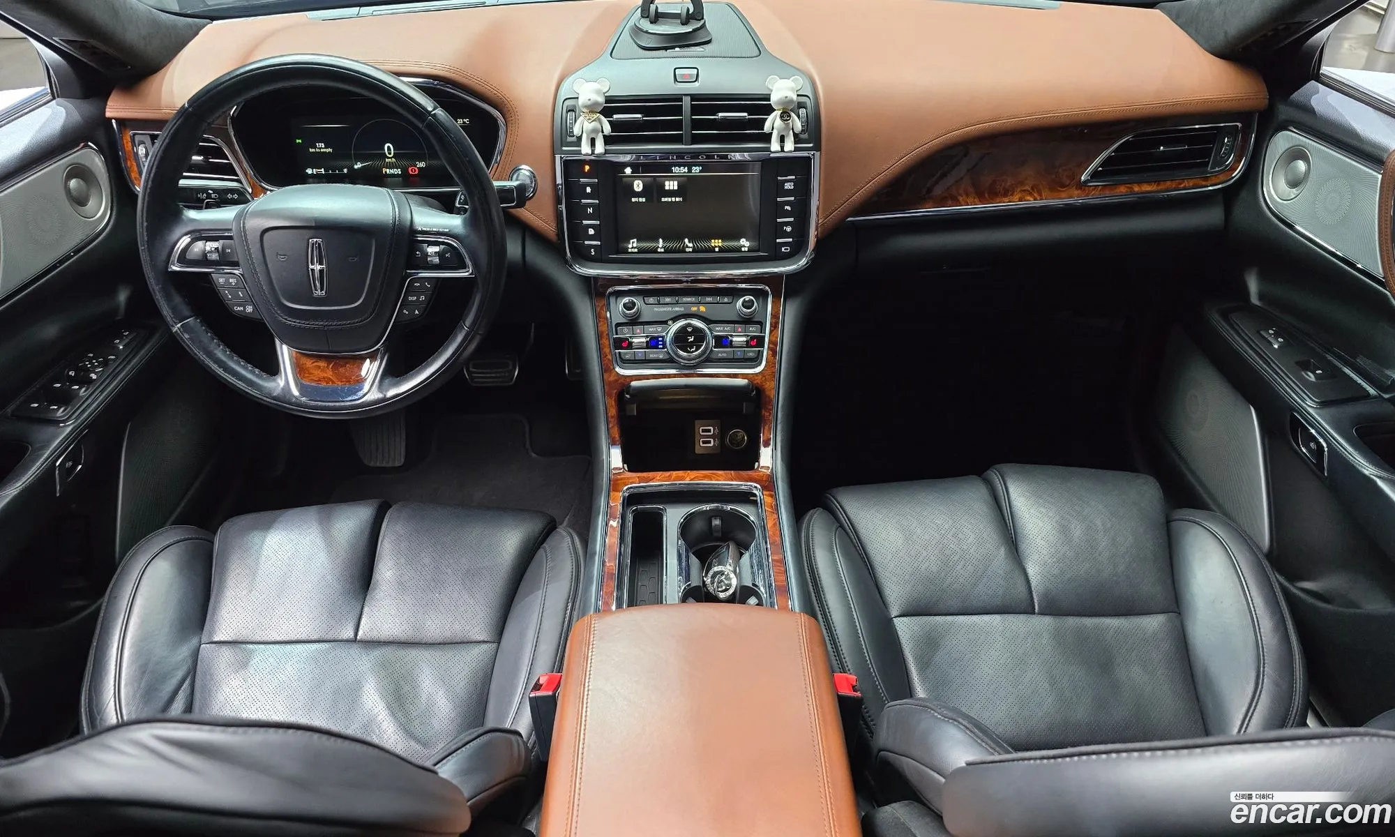 Lincoln Continental 10th Gen 2017 1LN6L9BC1H5608939 — 19