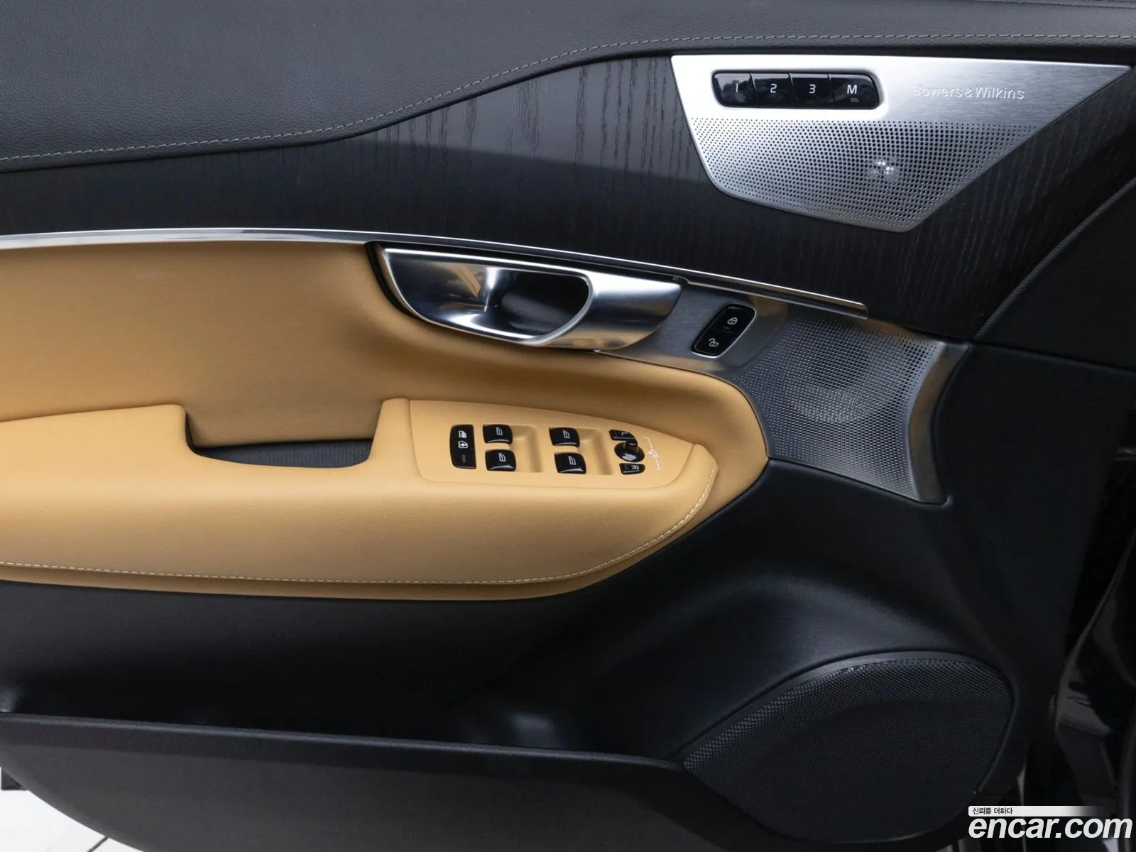 Volvo XC90 2025 — 13