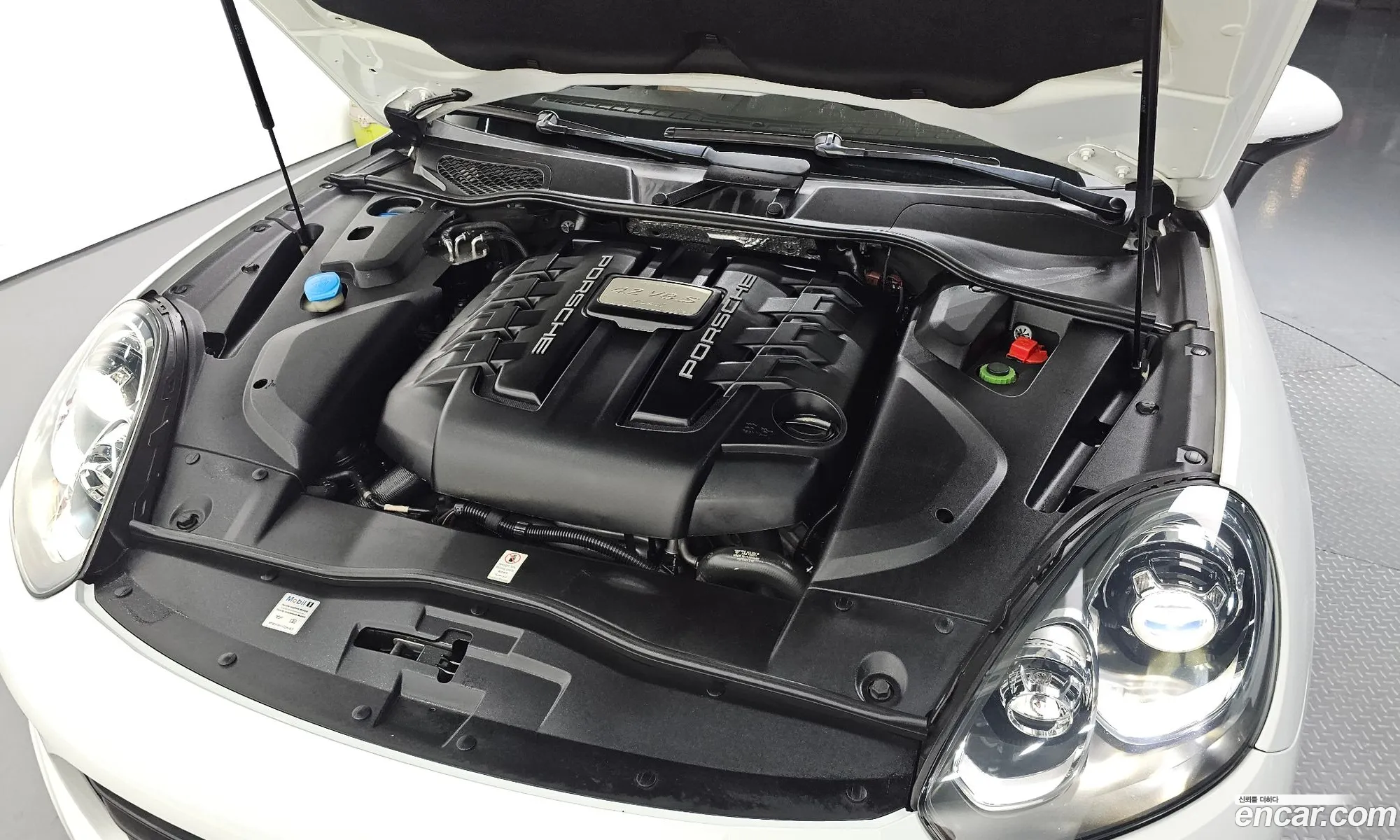 Porsche Cayenne 2015 WP1AH2922FLA69517 — 32