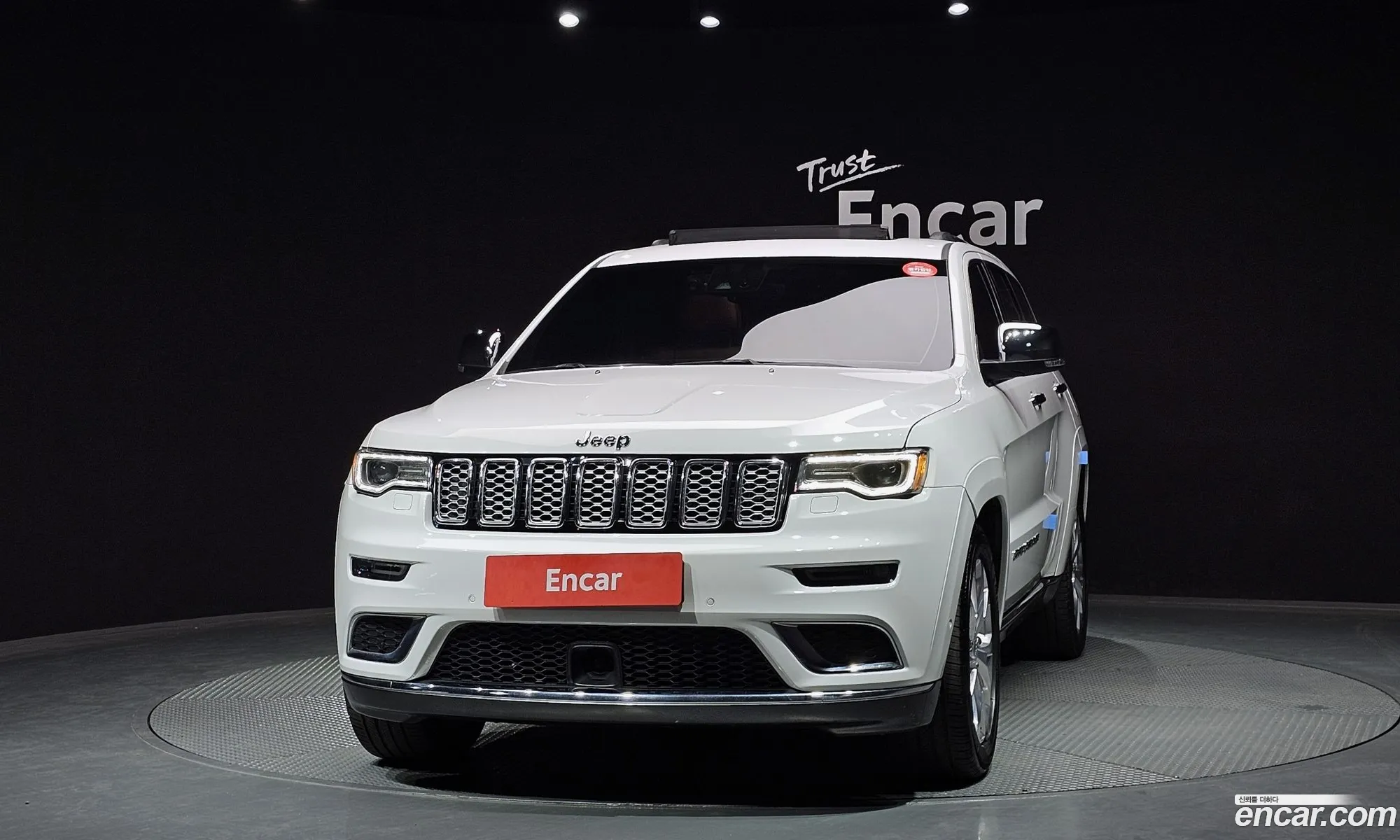 Jeep Grand Cherokee 2020 — 24