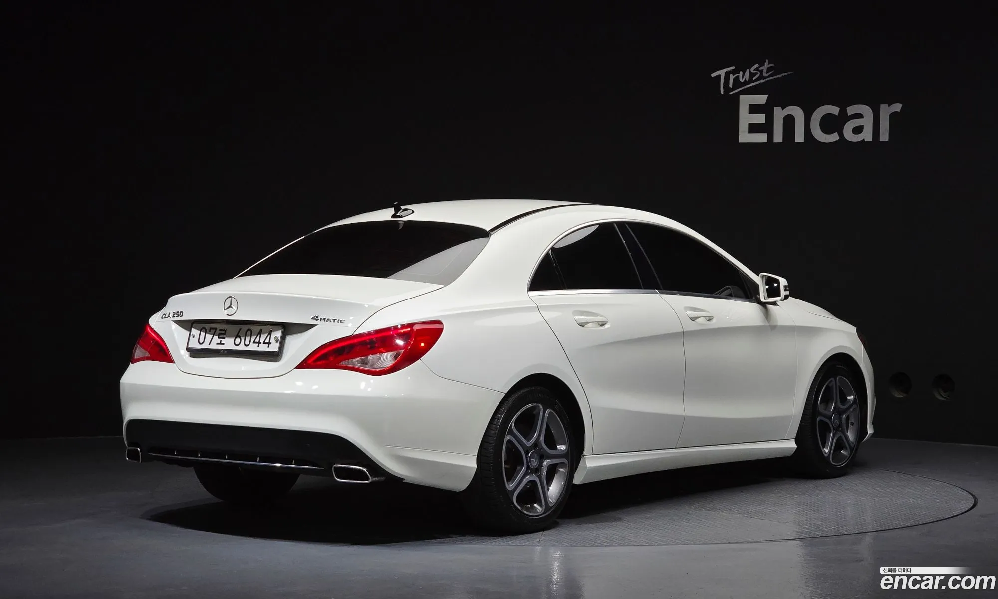 Mercedes-Benz CLA-Class C117 2014 — 12