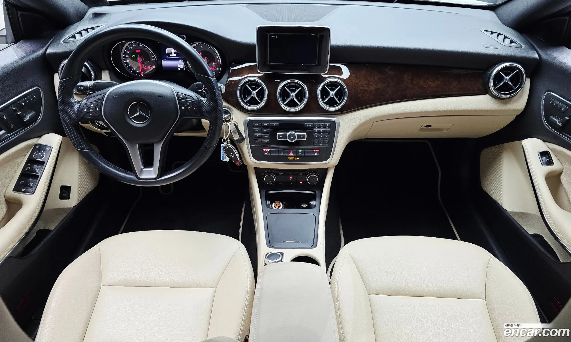 Mercedes-Benz CLA-Class C117 2014 — 15