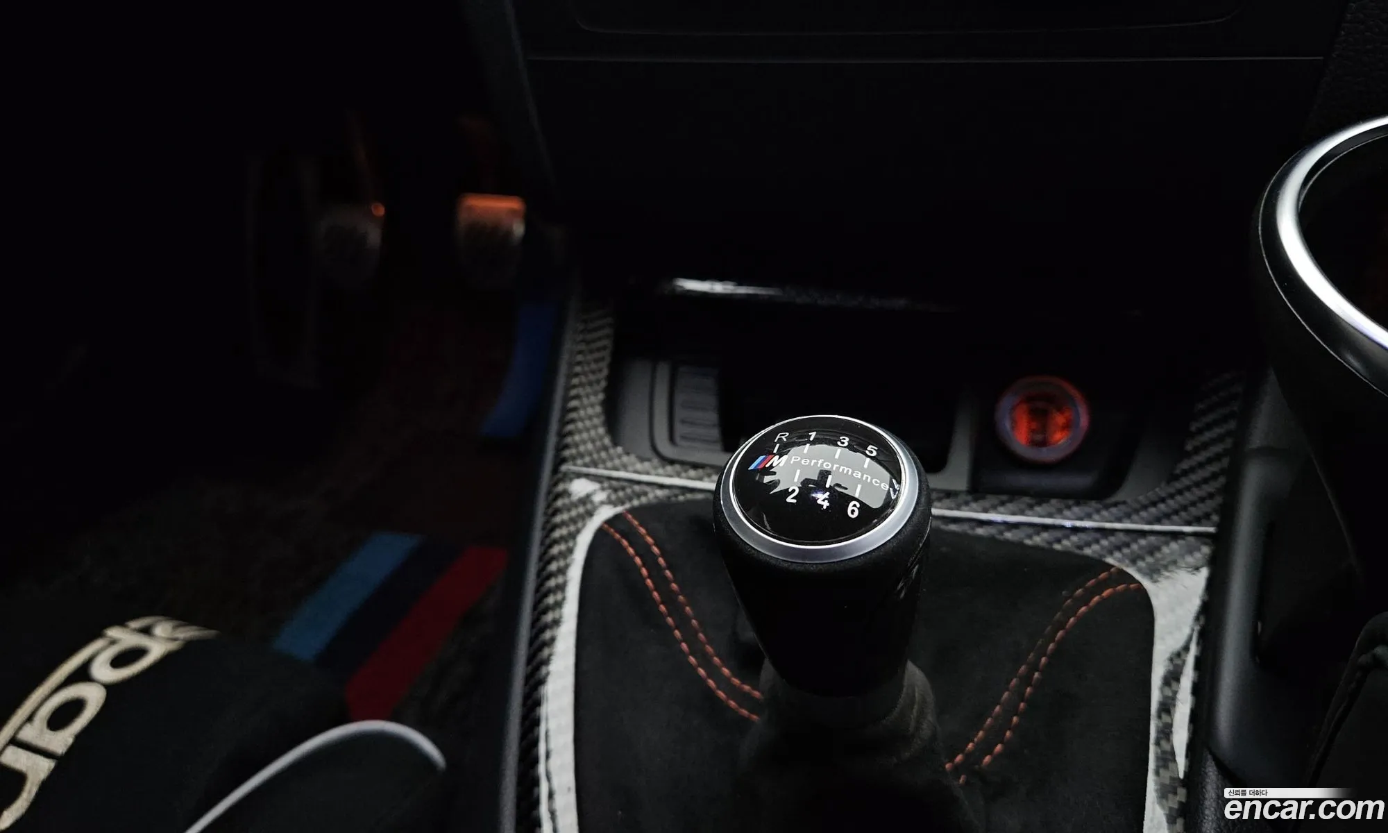BMW 1M 2011 — 12