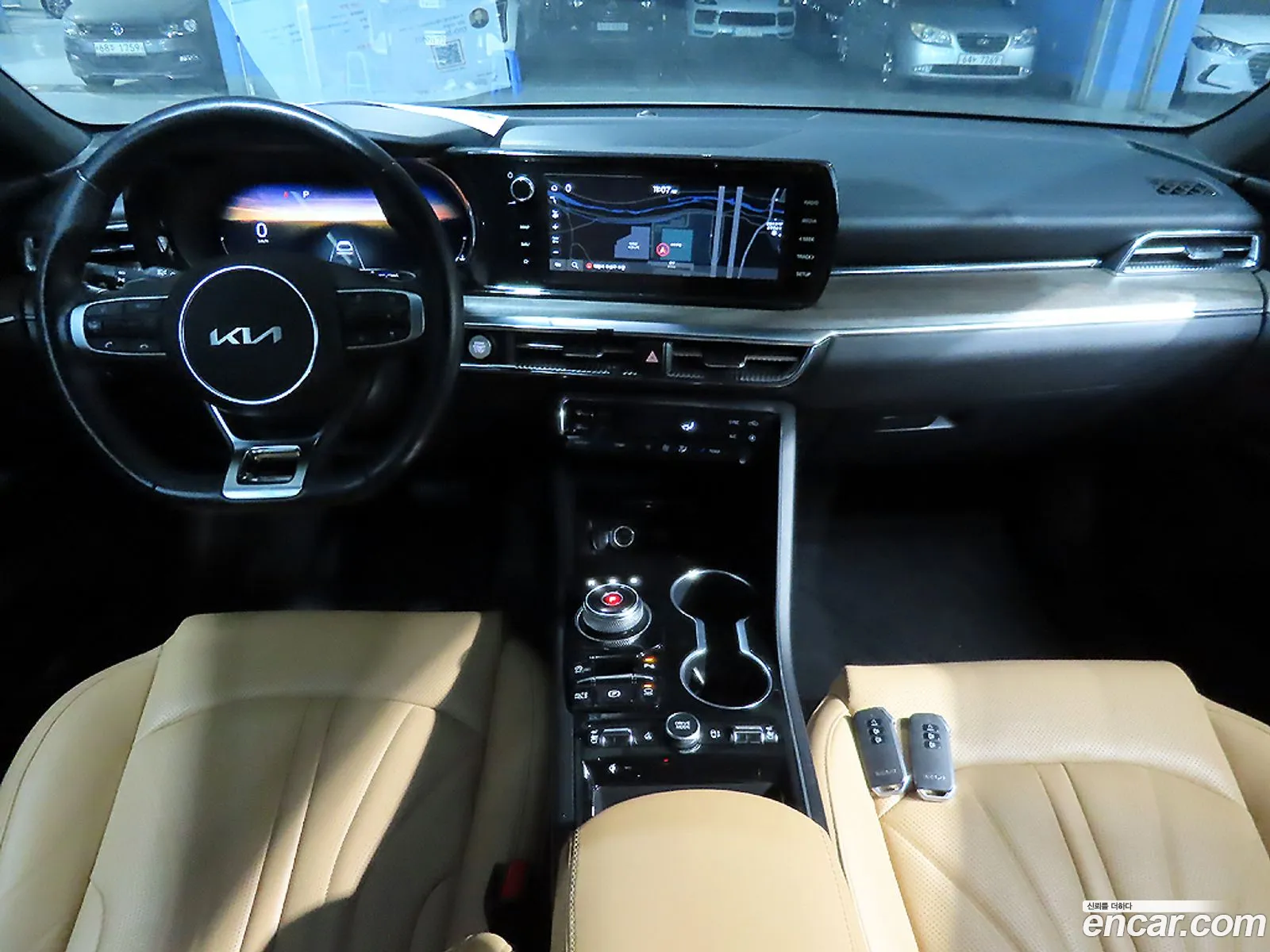 Kia K5 2023 — 10