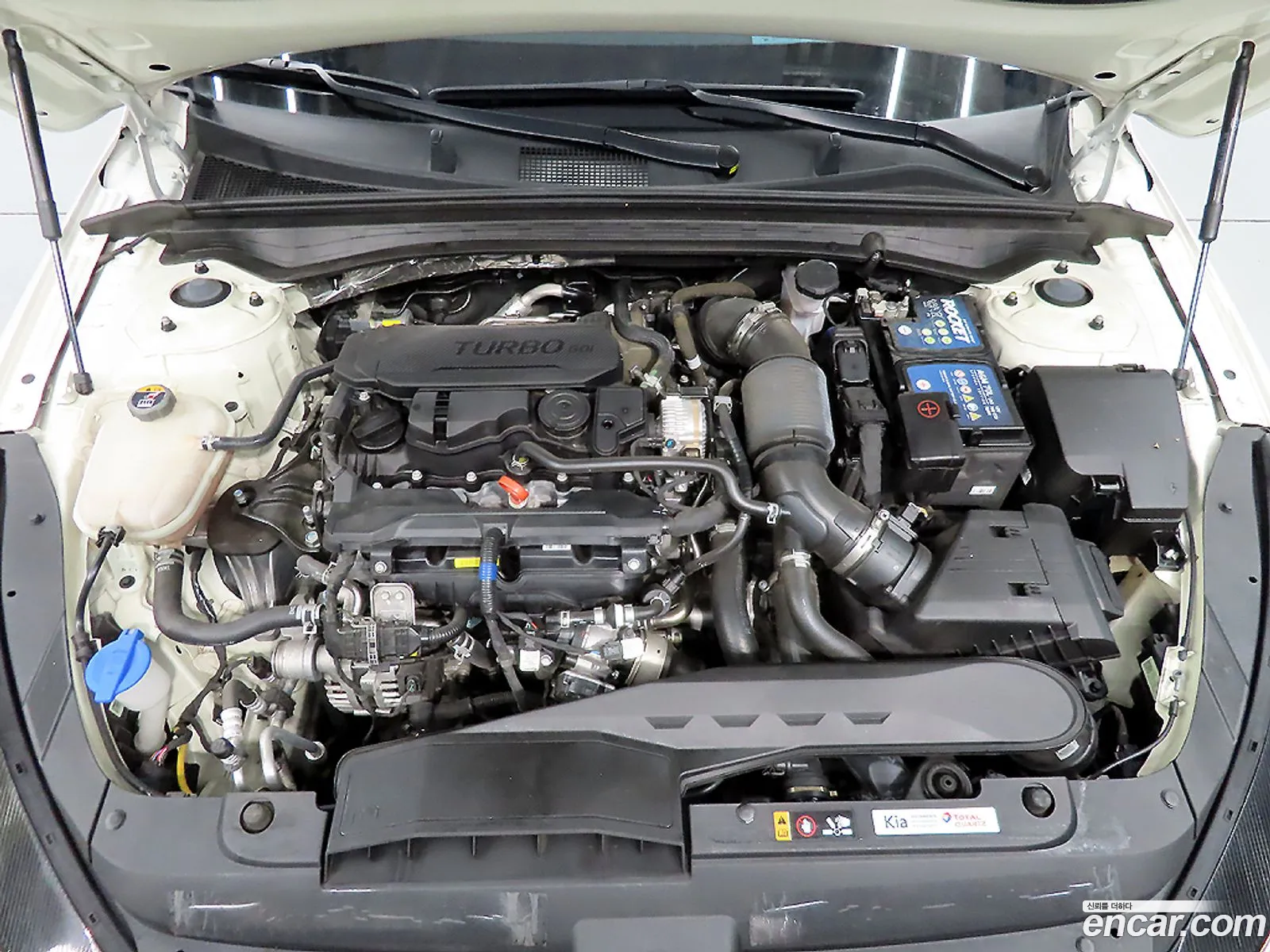Kia K5 2023 — 9