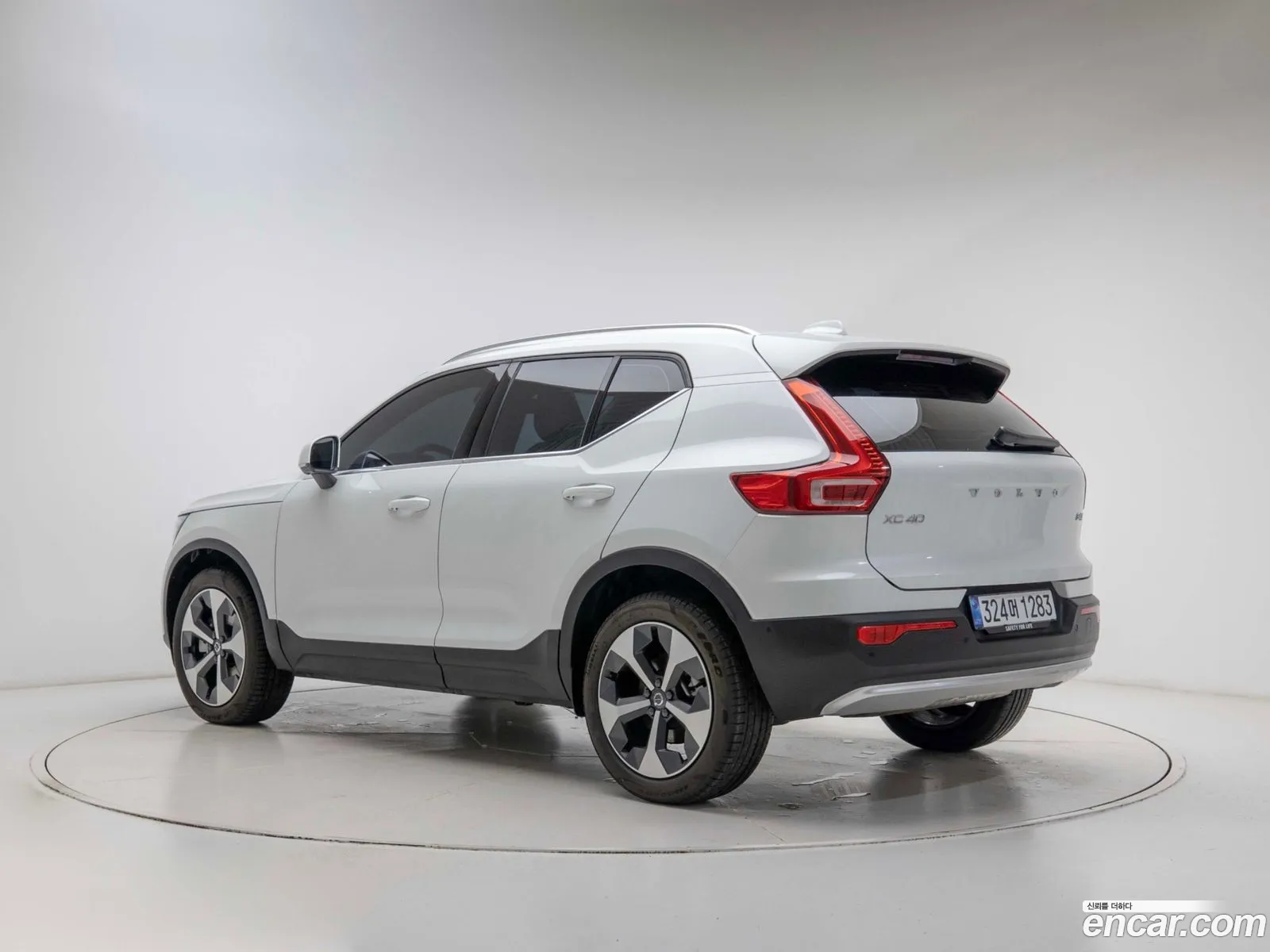 Volvo XC40 2025 — 6