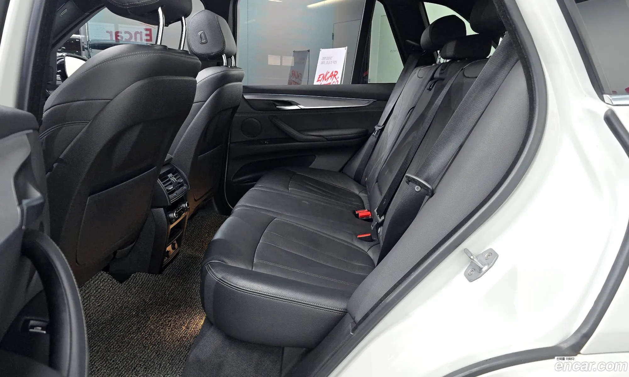 BMW X5 2018 WBAKS4108JLE51962 — 18