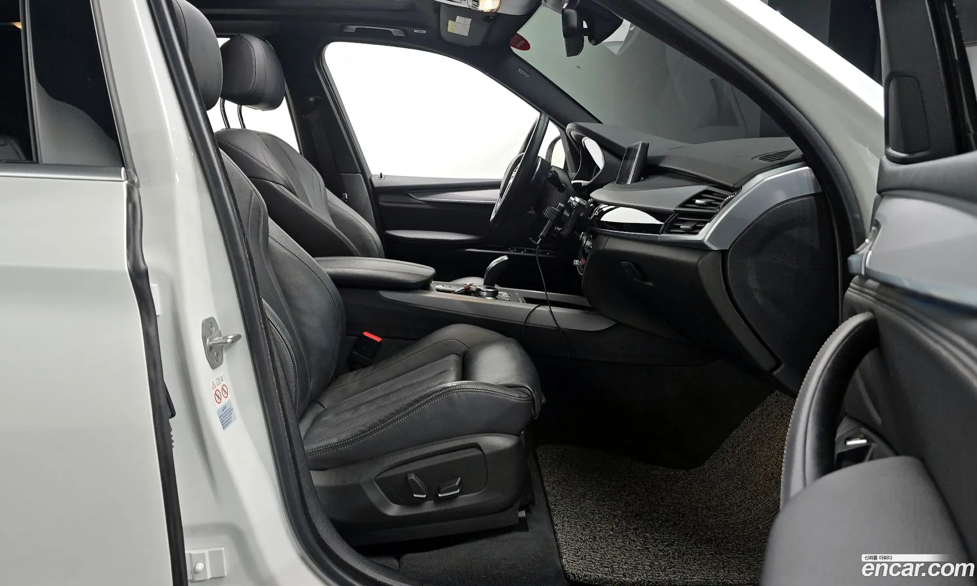 BMW X5 2018 WBAKS4108JLE51962 — 29