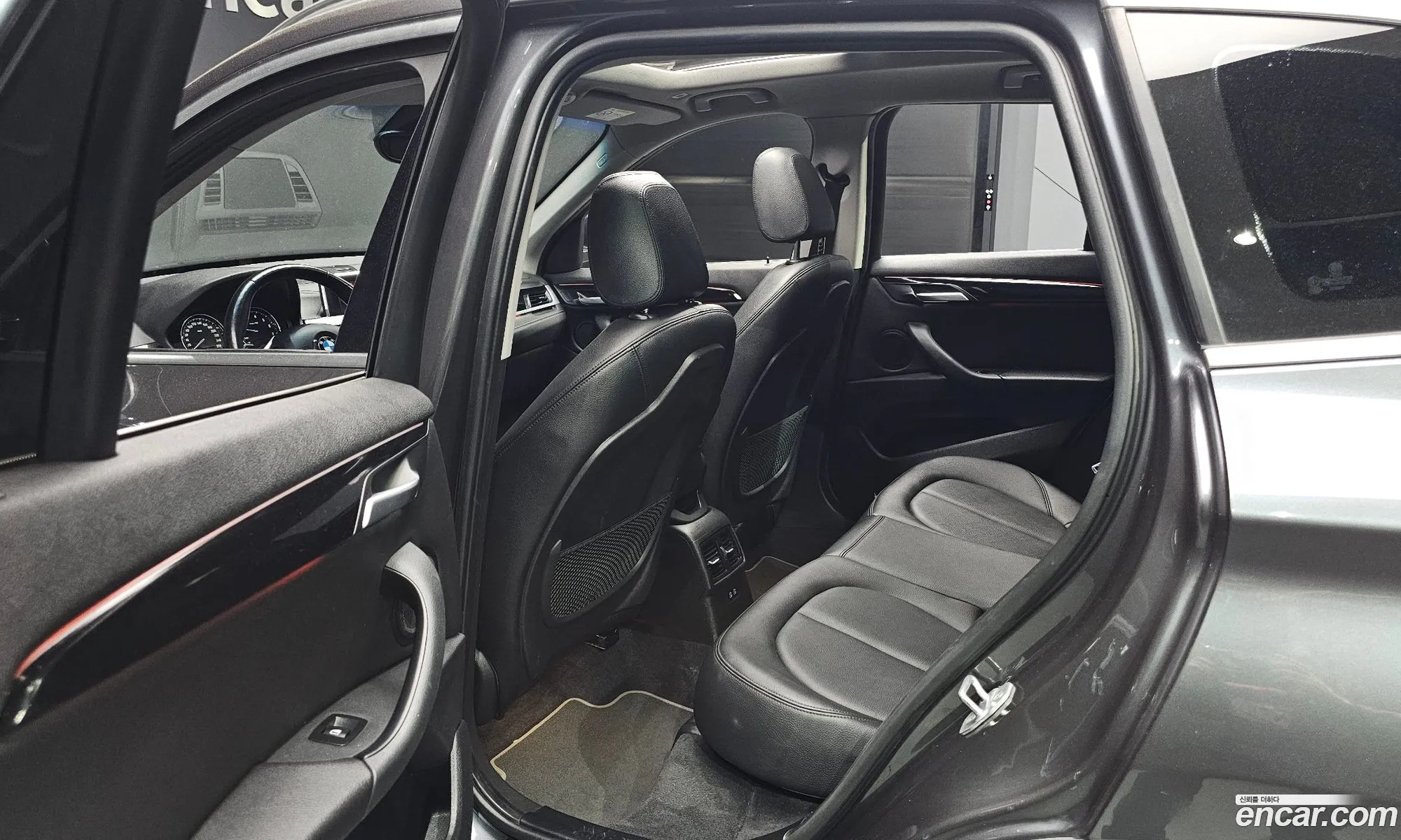 BMW X1 2022 WBA11DG05N5V33080 — 8