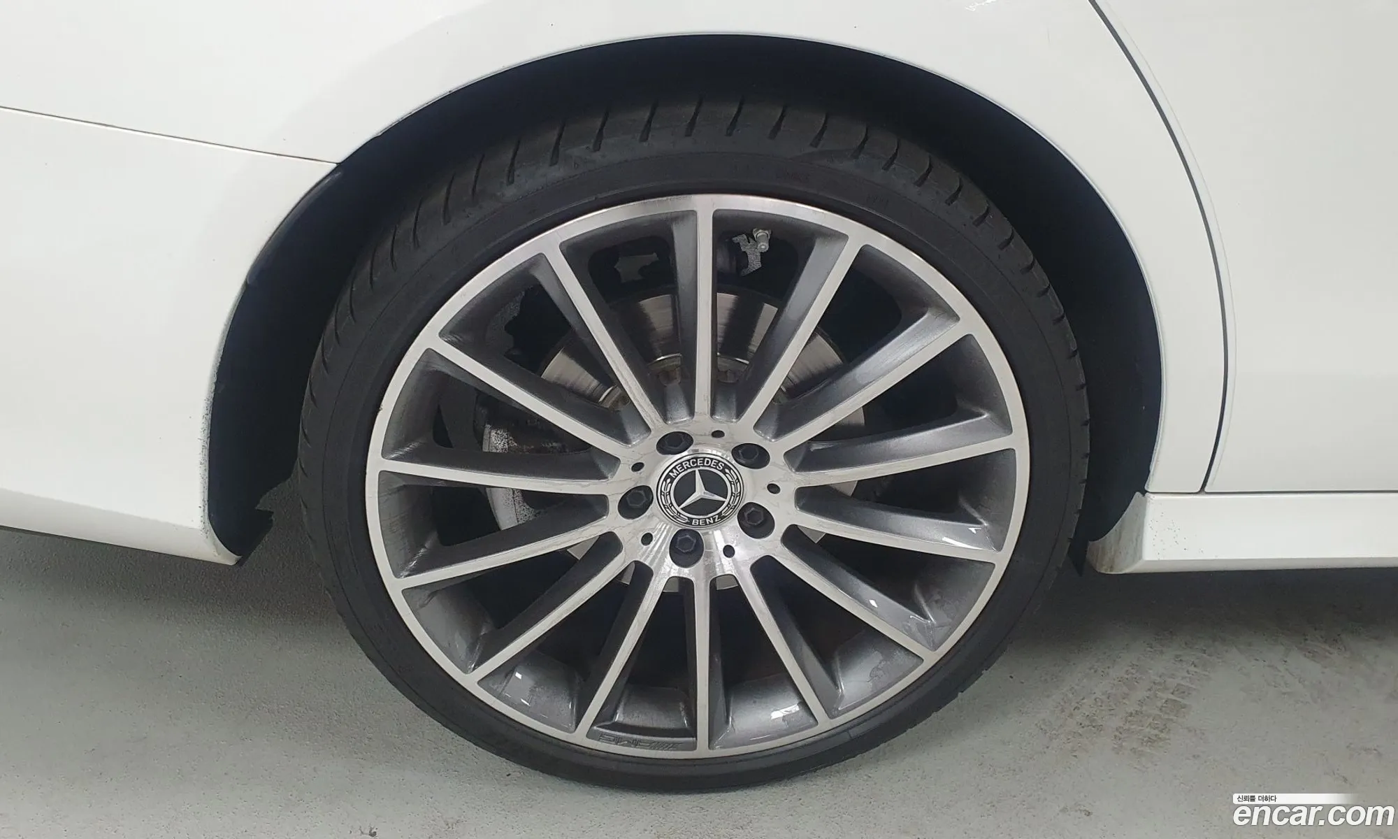 Mercedes-Benz E-Class W213 2022 — 10