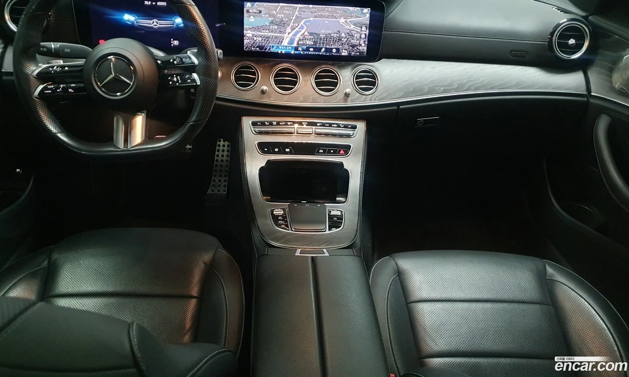 Mercedes-Benz E-Class W213 2022 — 15
